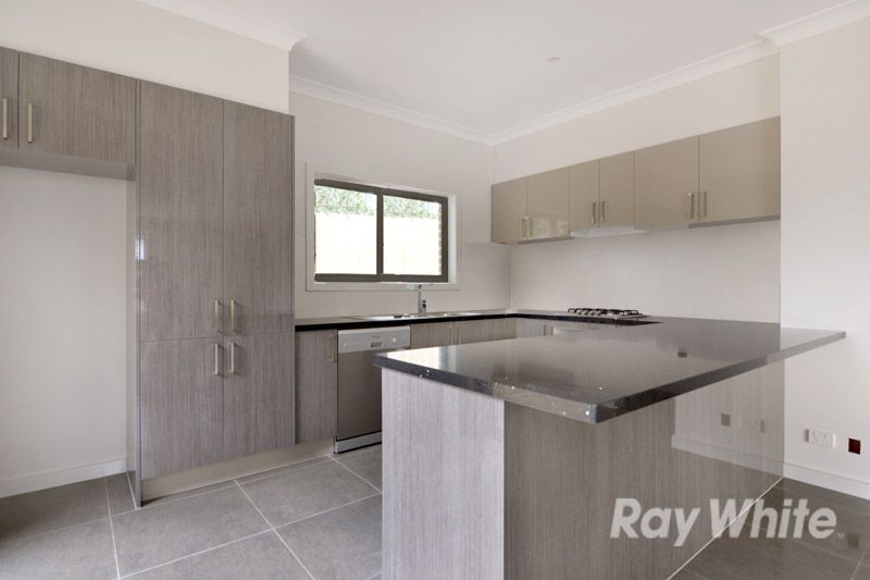 2/8 Colorado Court, Ferntree Gully, VIC 3156
