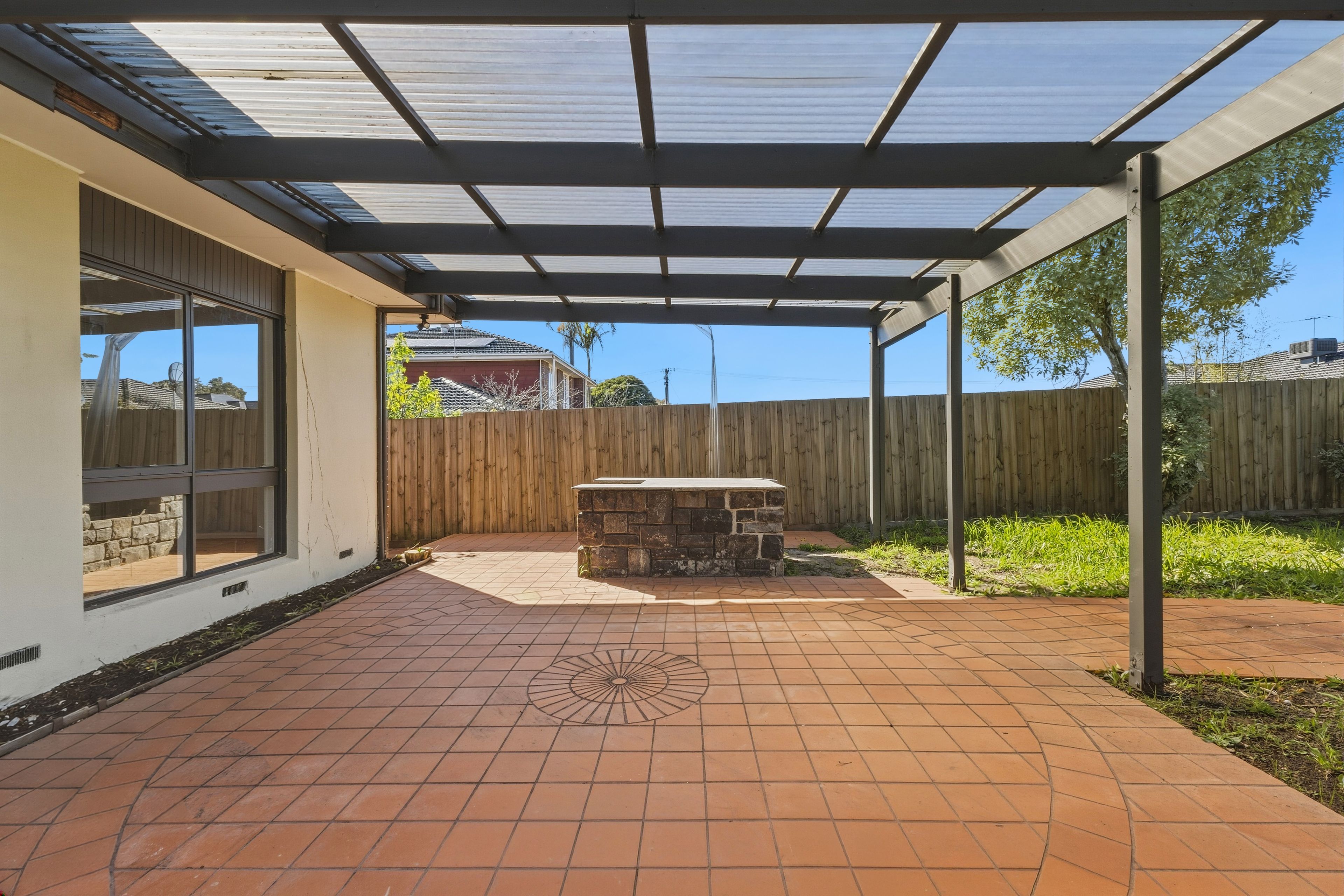 11 Newton Grove — photo 13 of 18