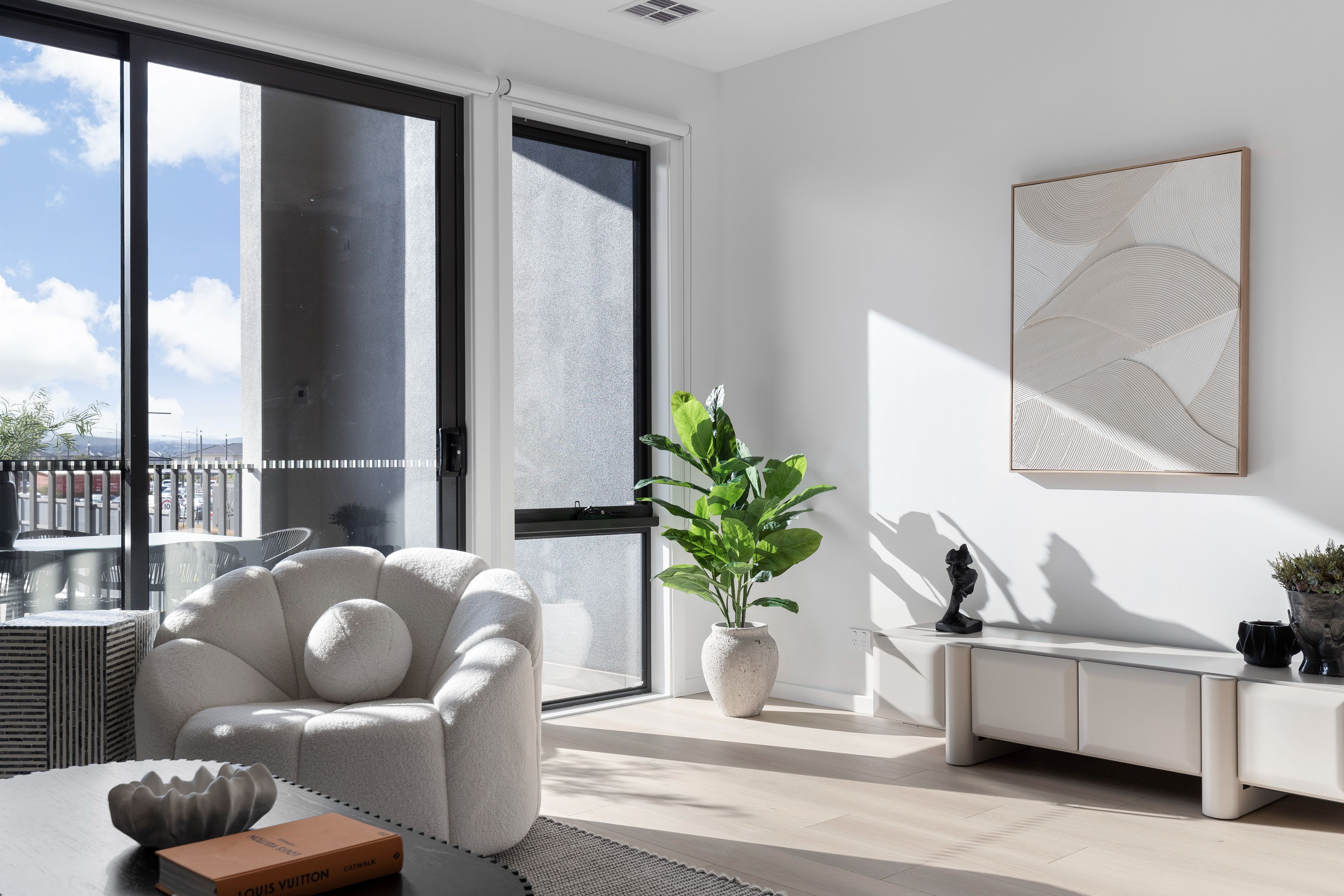 72 Elmhurst Avenue, AINTREE, VIC 3336