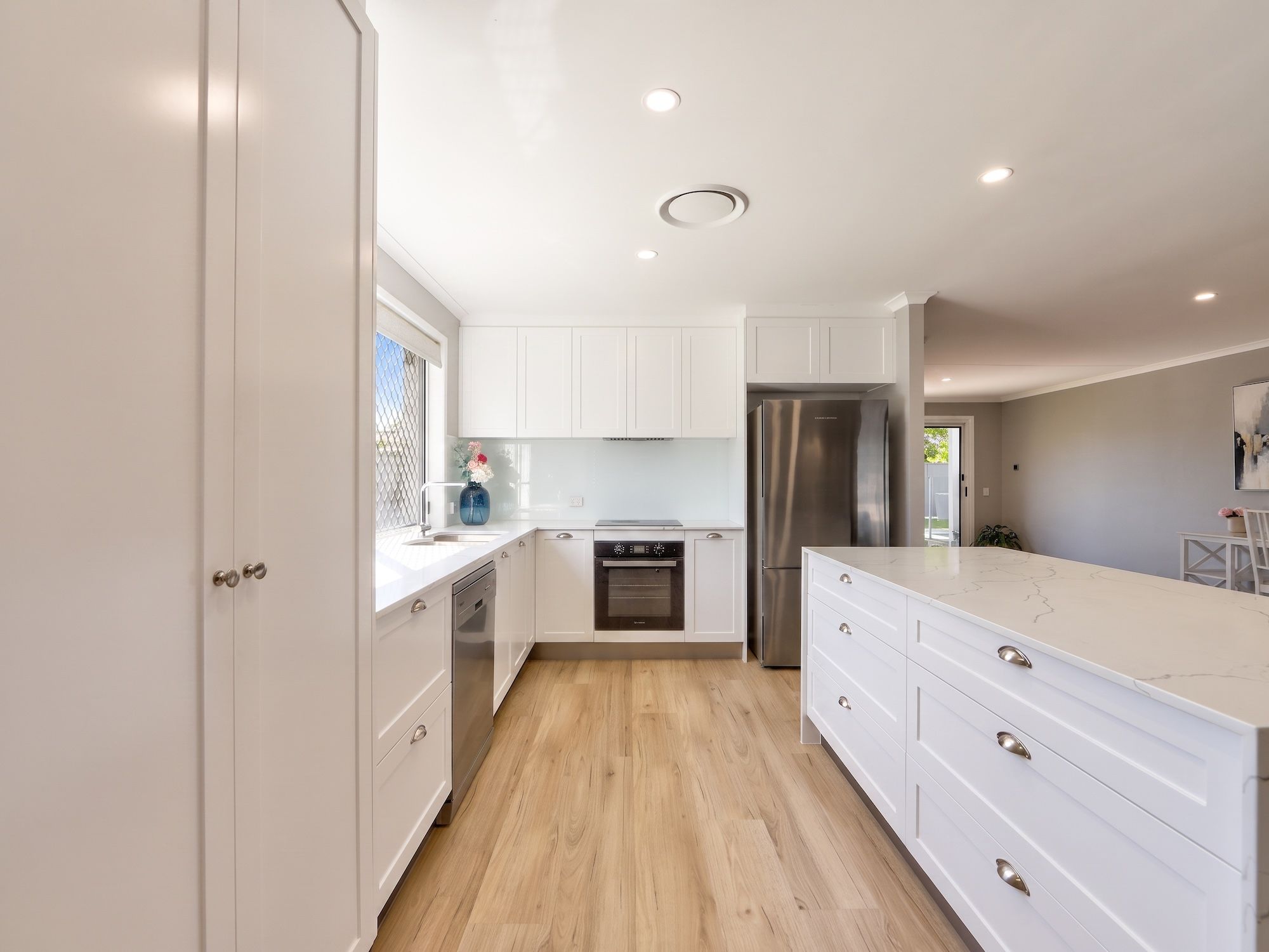 45 Kawana Crescent — photo 9 of 30