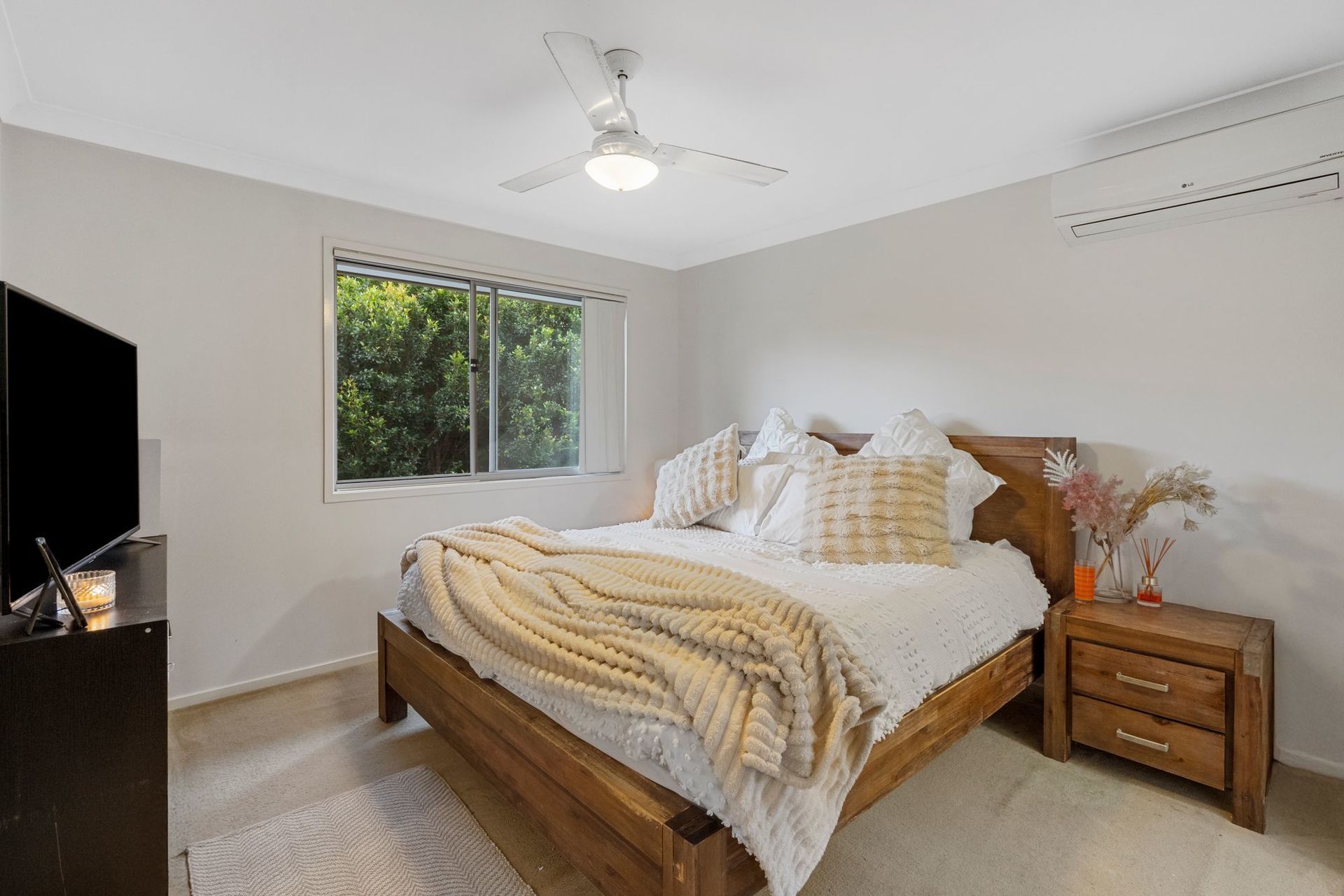 10/99-113 Peverell Street — photo 4 of 18