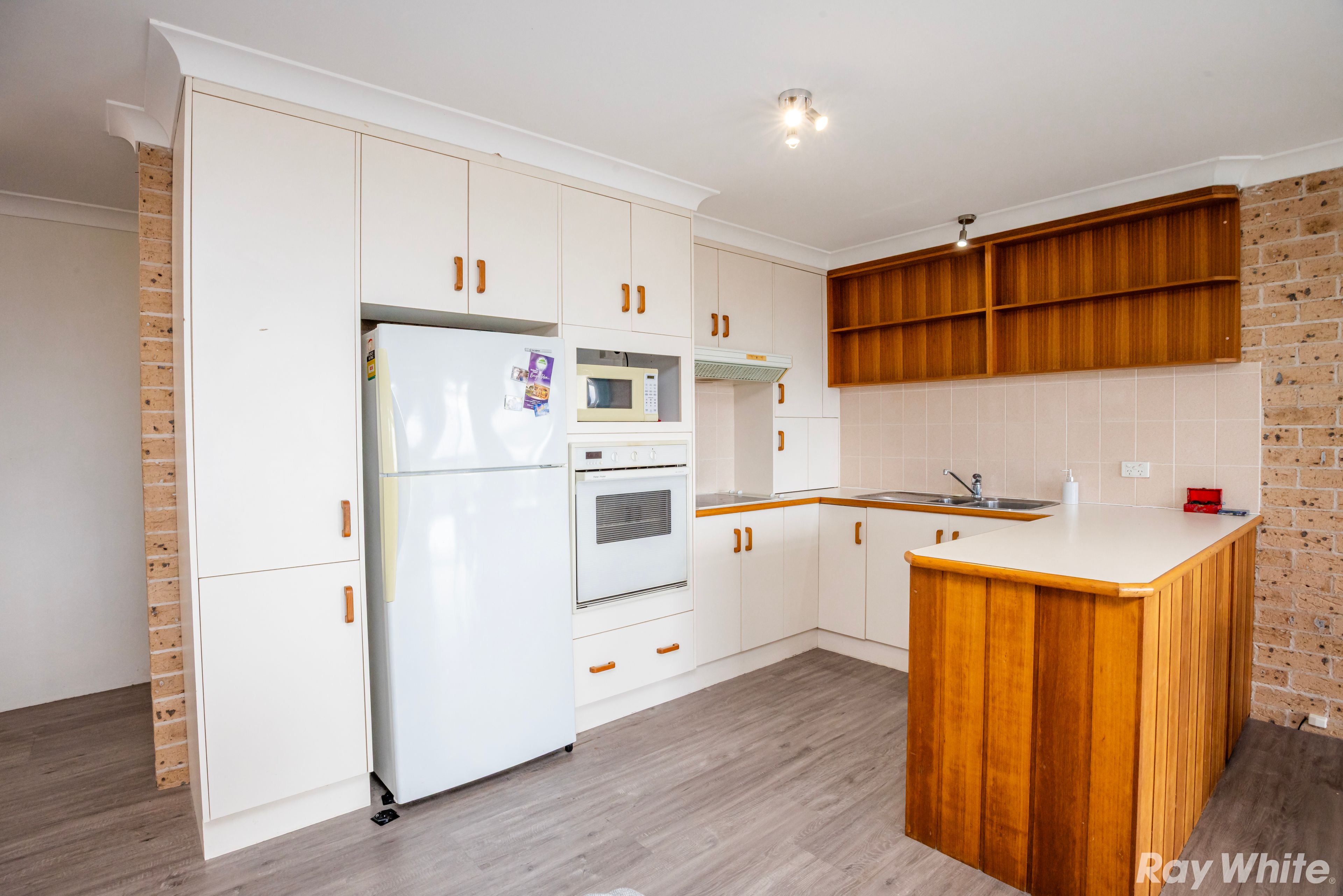 19 Churchill Road — photo 13 of 23