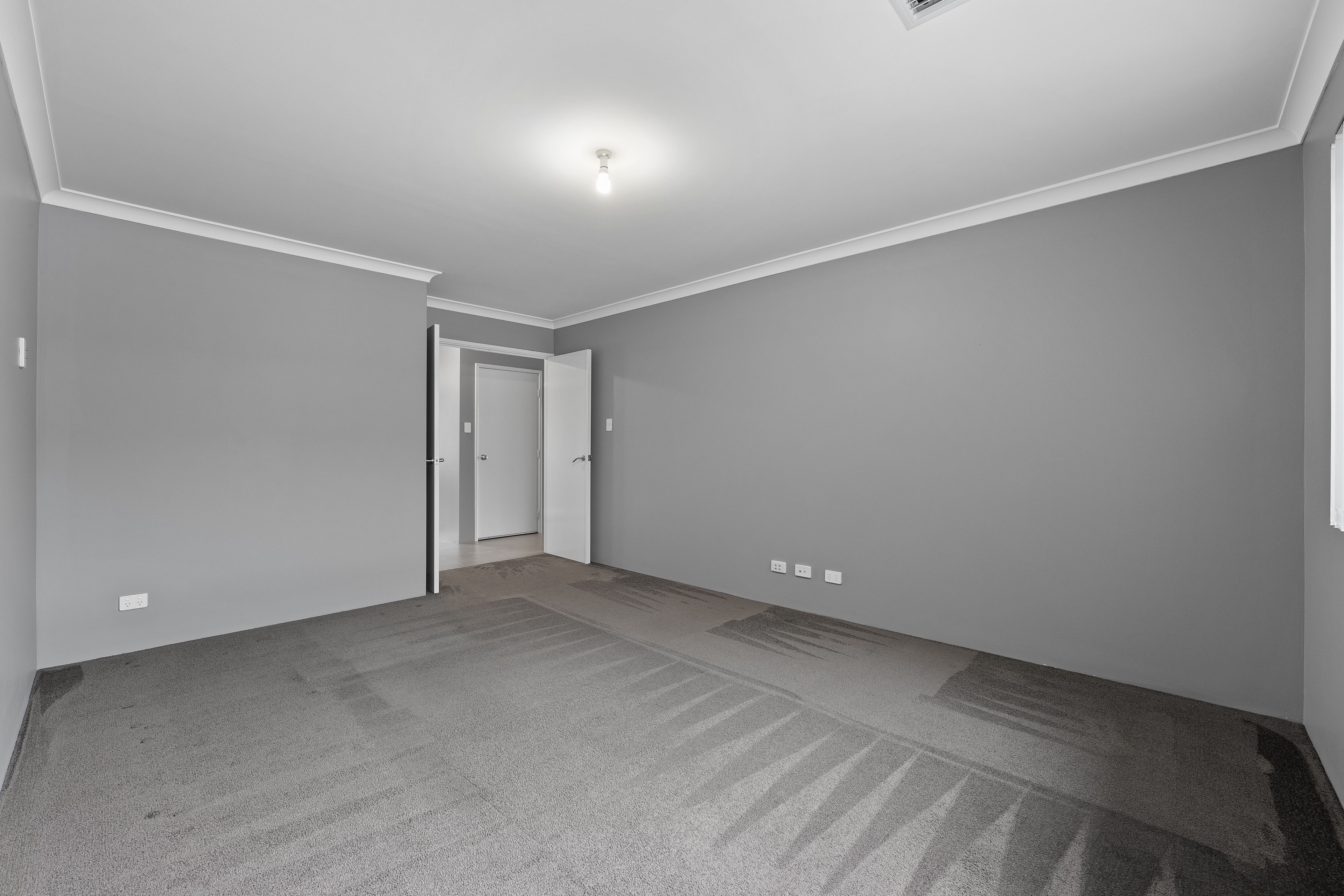 30 Lochern Road — photo 4 of 30