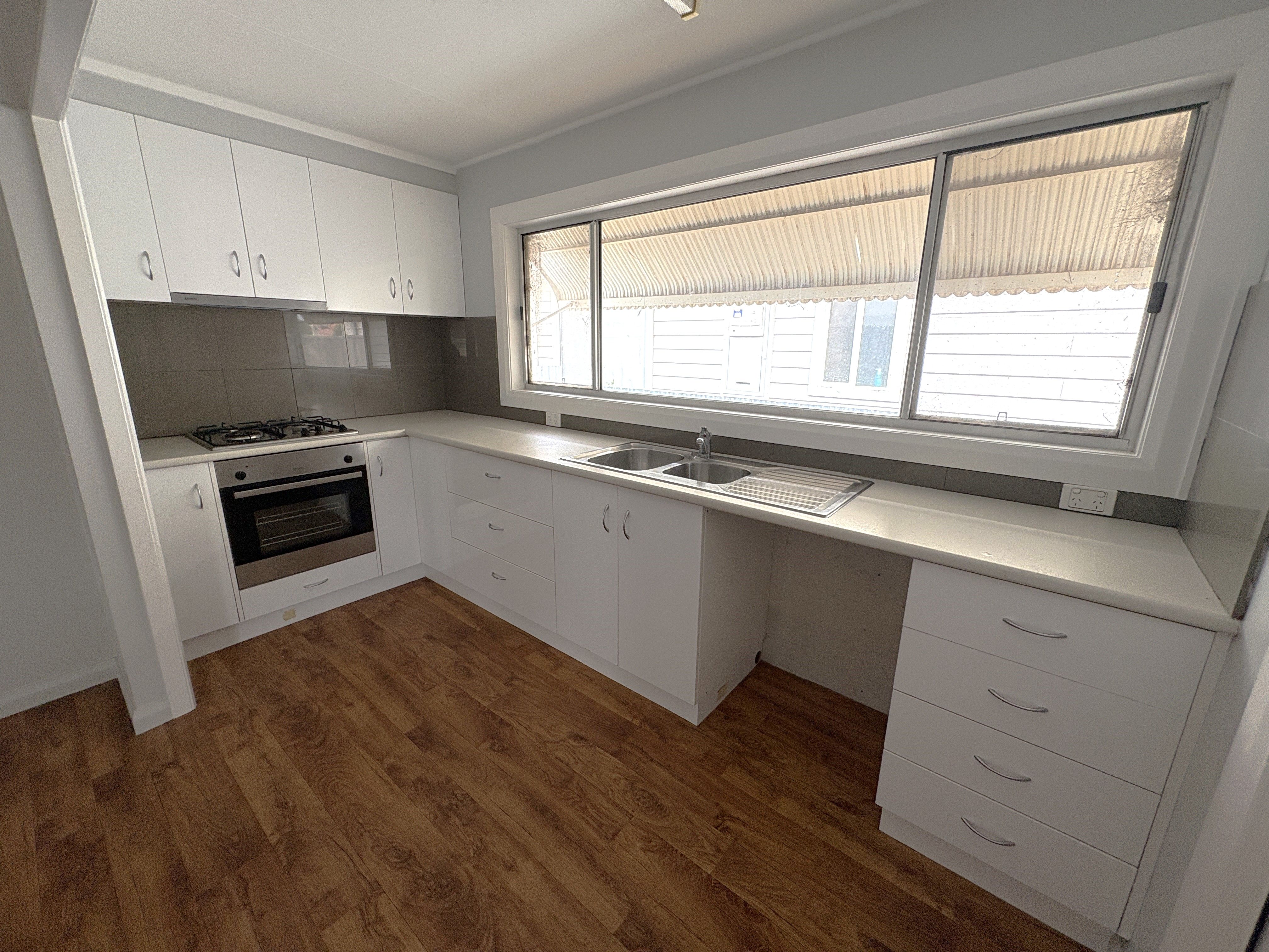 32 Bruce Street, Coolamon, NSW 2701