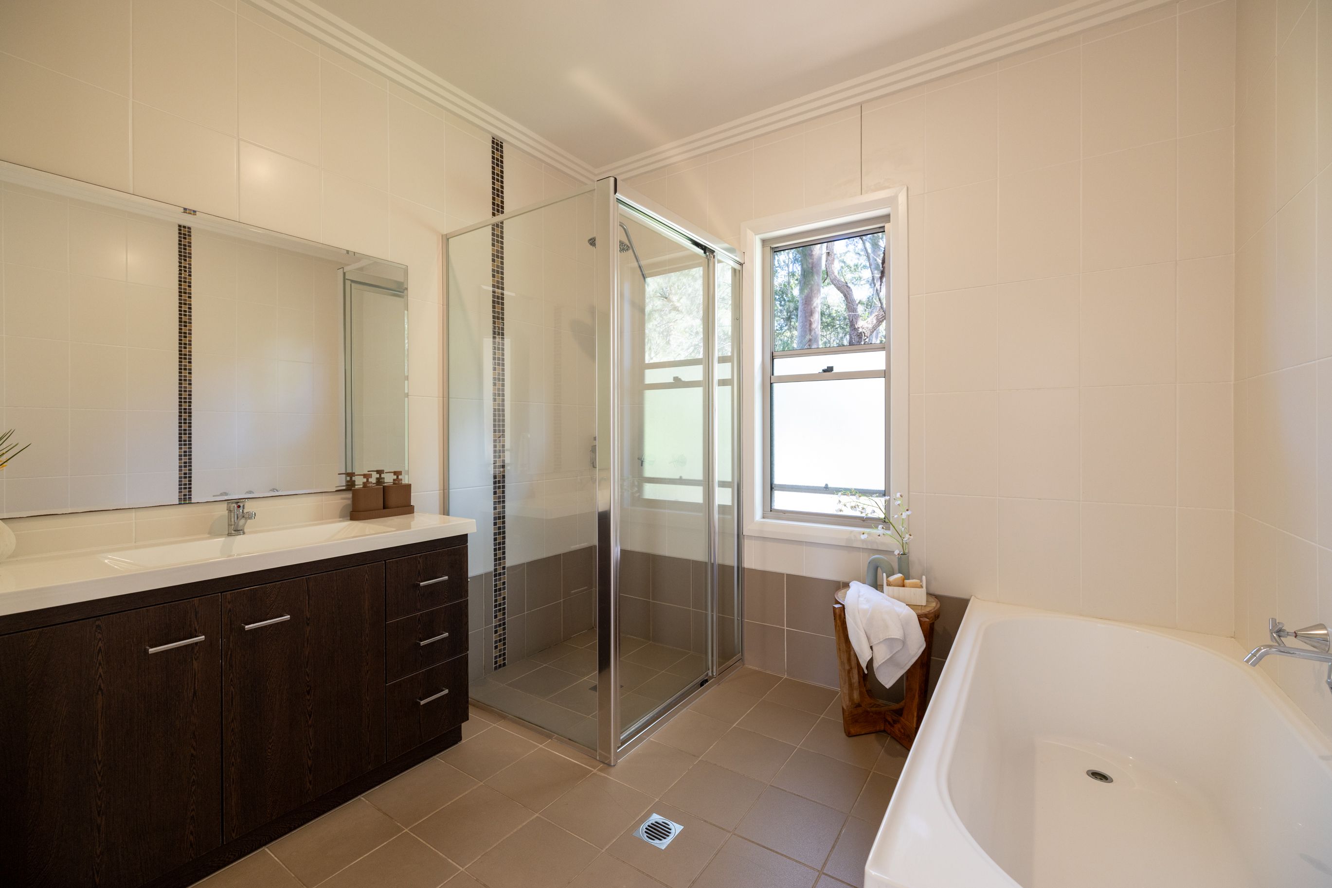 7 Kingsview Drive — photo 21 of 24
