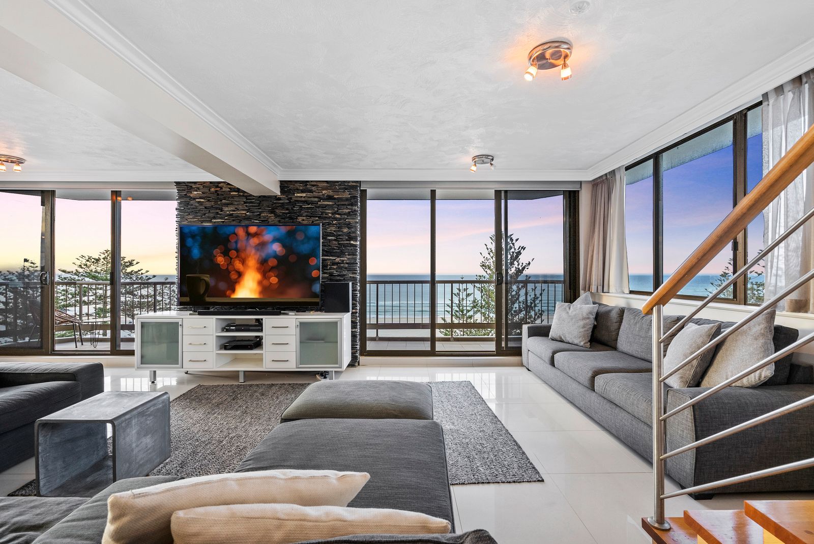 21/82 Marine Parade, Coolangatta, QLD 4225