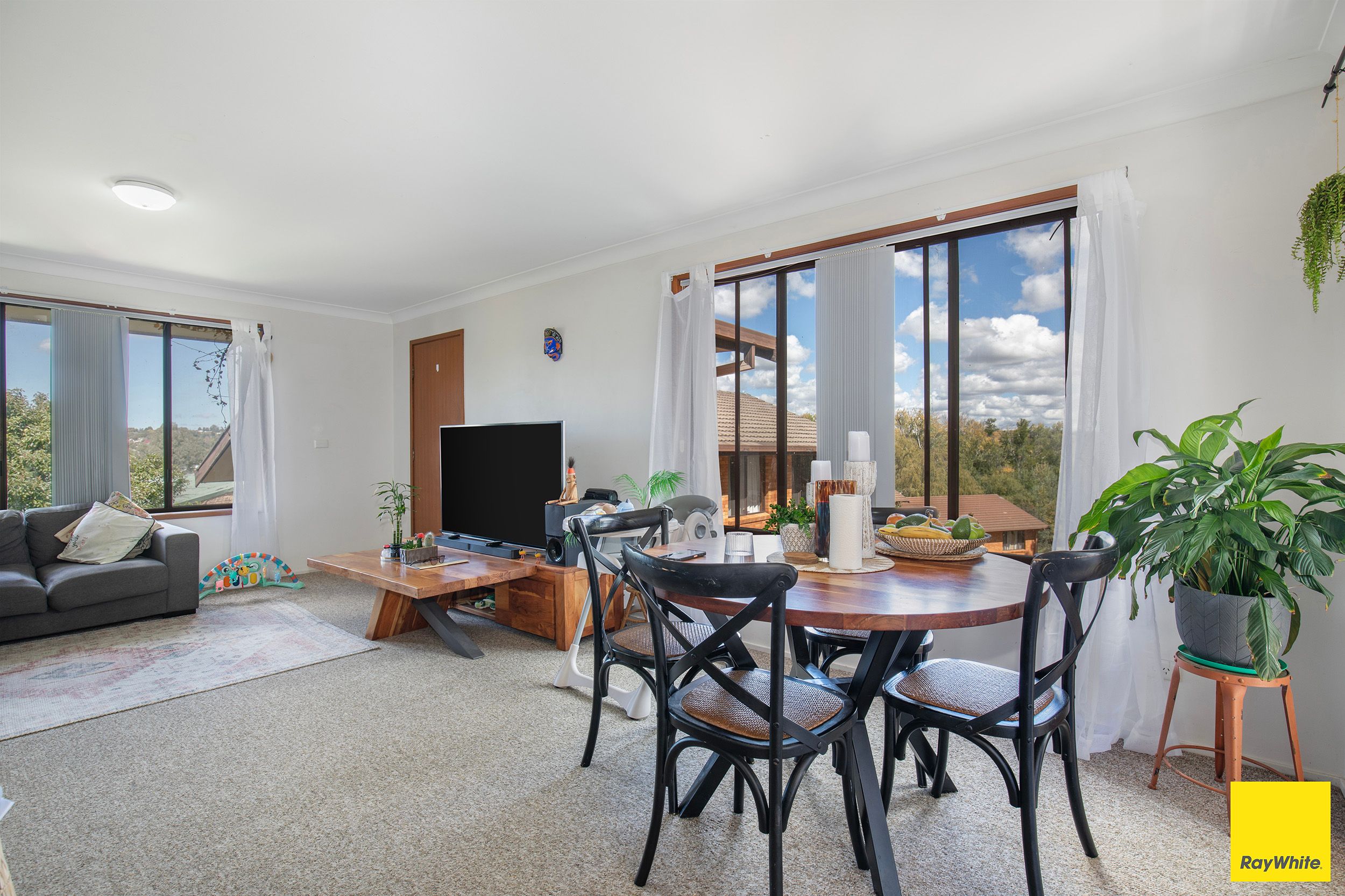 6/190 - 192 Donnelly Street — photo 5 of 17