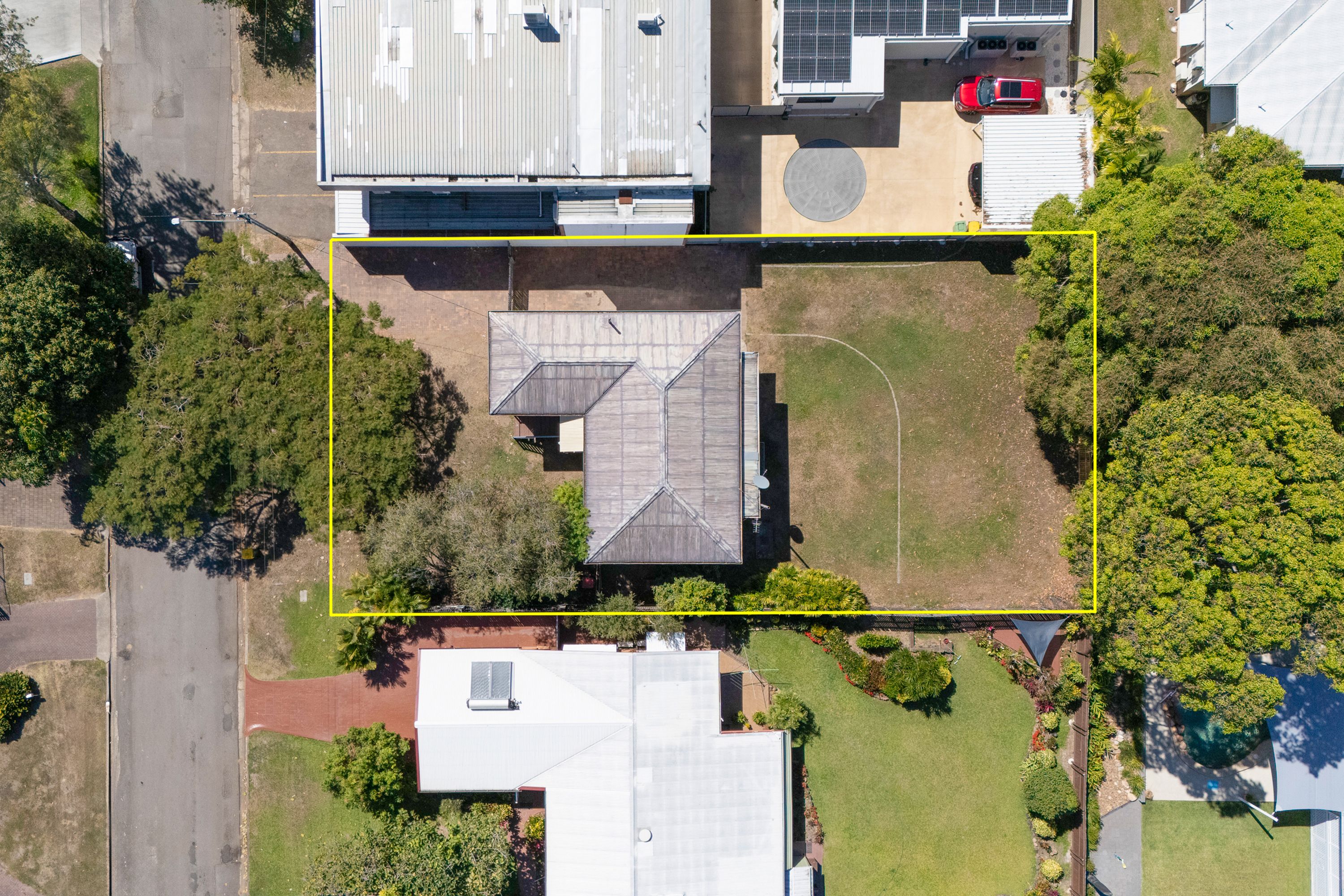 4 Turner Street, Pimlico, QLD 4812