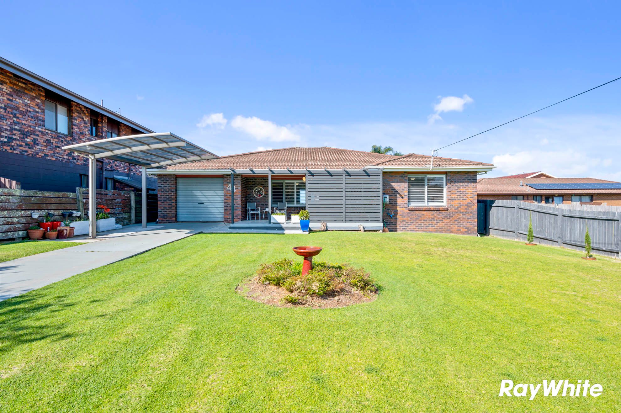 44 Montague Avenue — photo 4 of 29