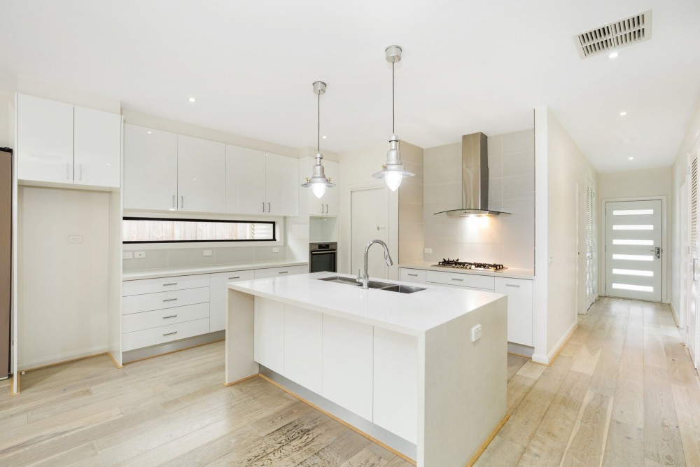 2/99 Rickards Avenue North, Knoxfield, VIC 3180