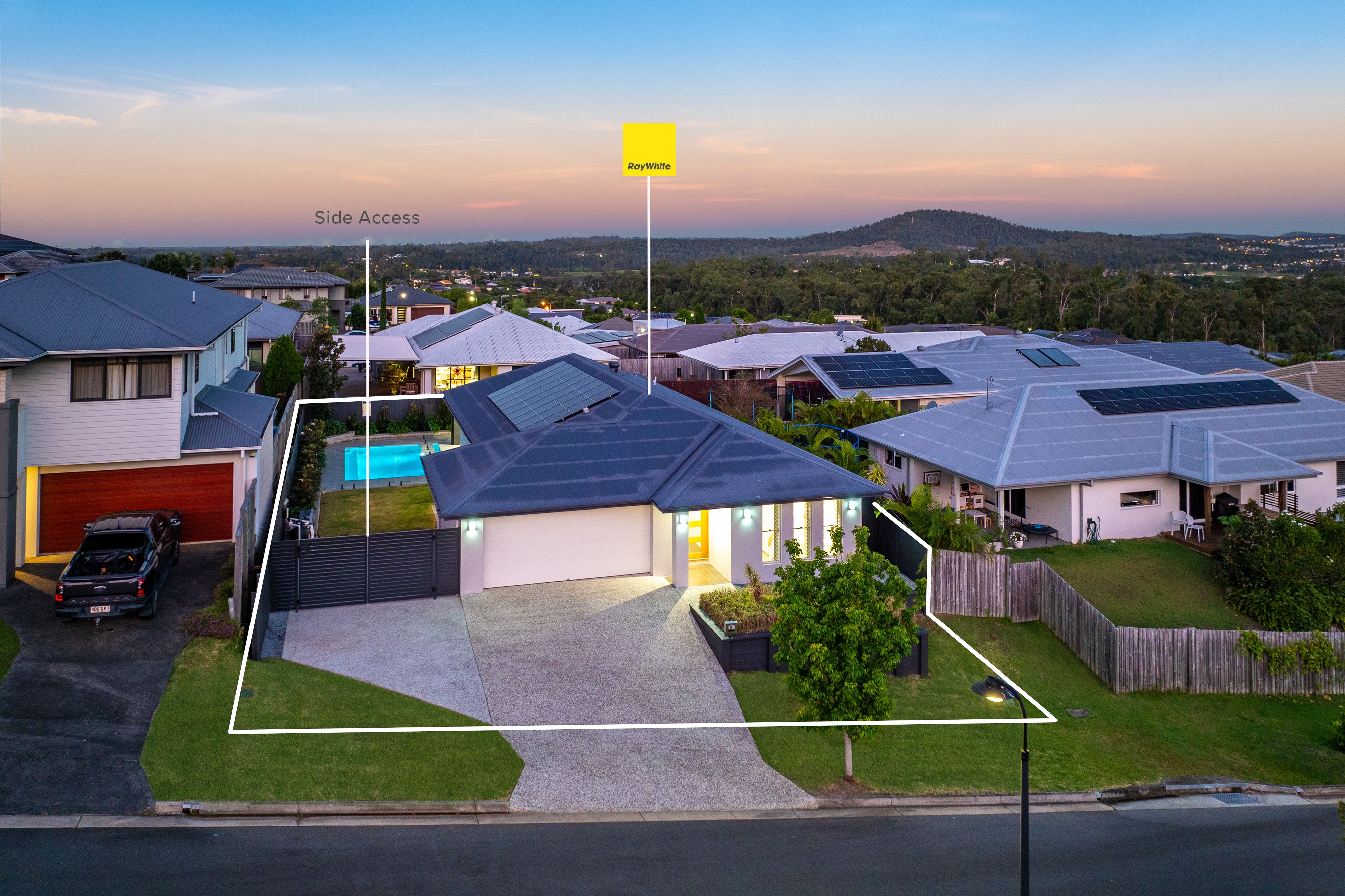 18 Anula Crescent, Upper Coomera QLD 4209