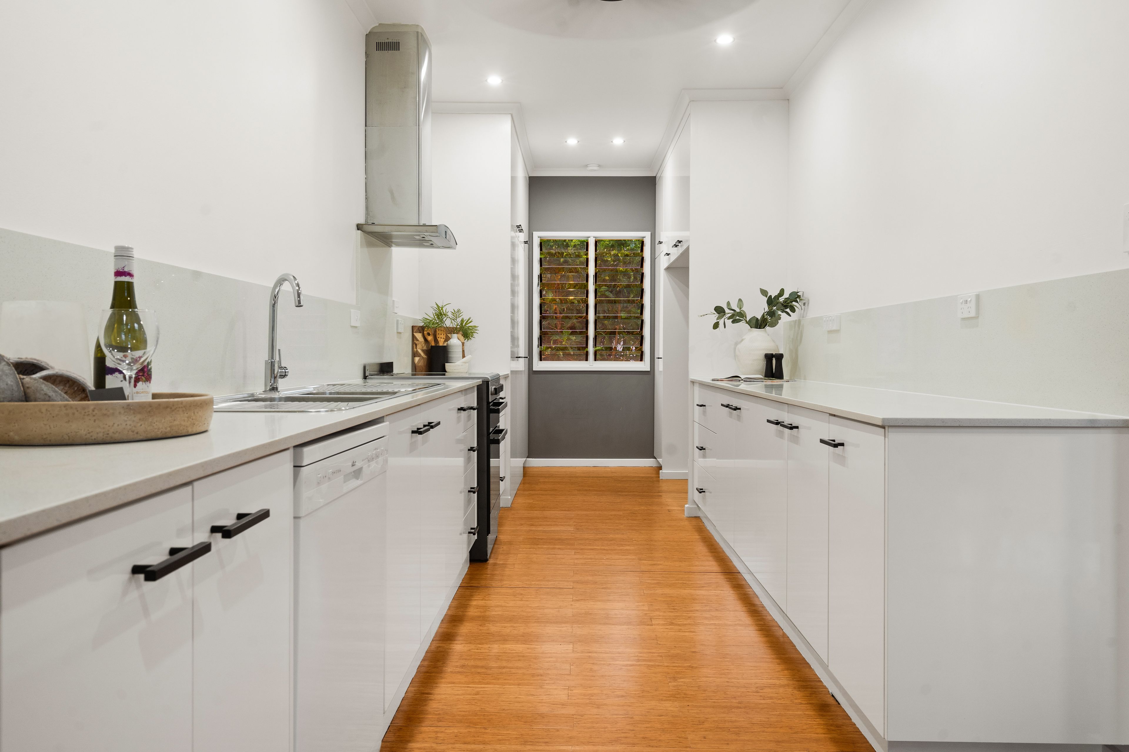 6 Thorpe Place — photo 8 of 30