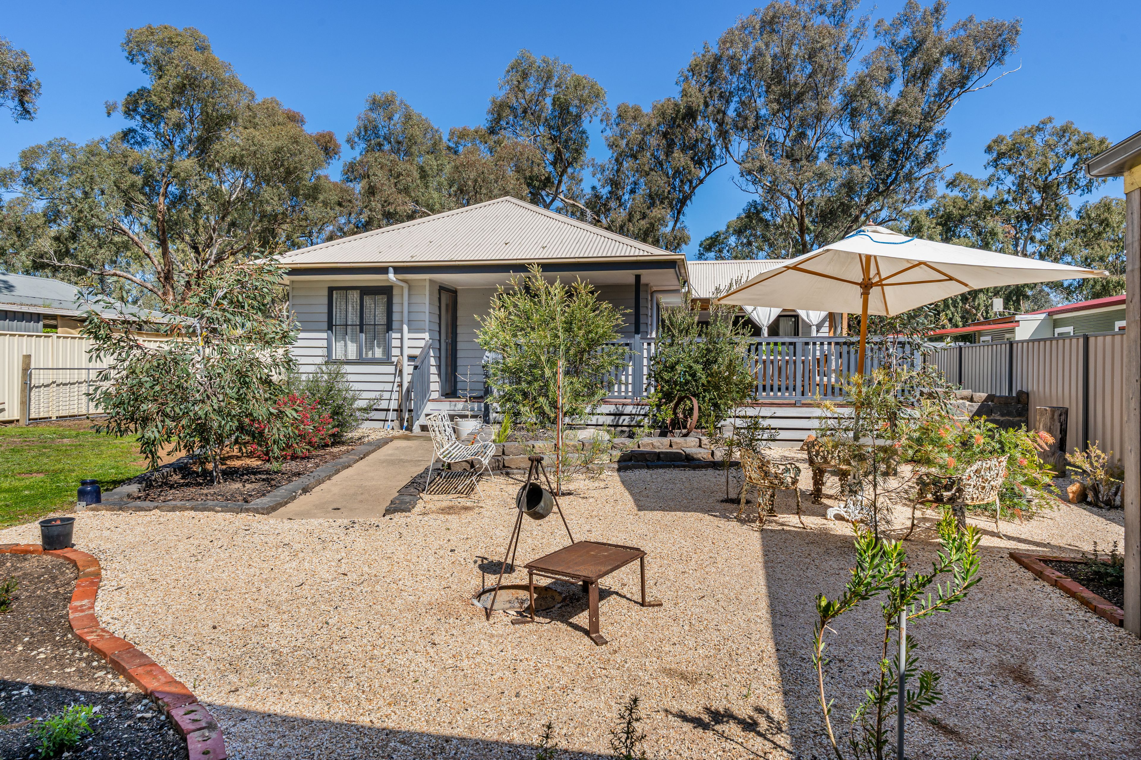 4 Lilac Street — photo 19 of 24