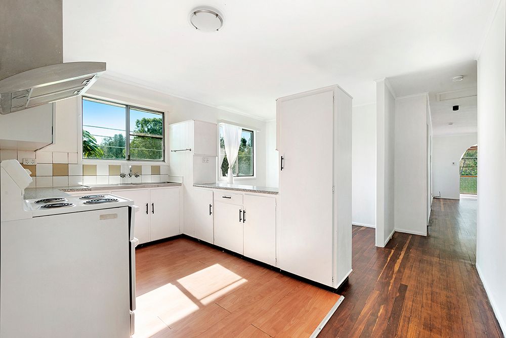 30 Wood Avenue, Carina, QLD 4152