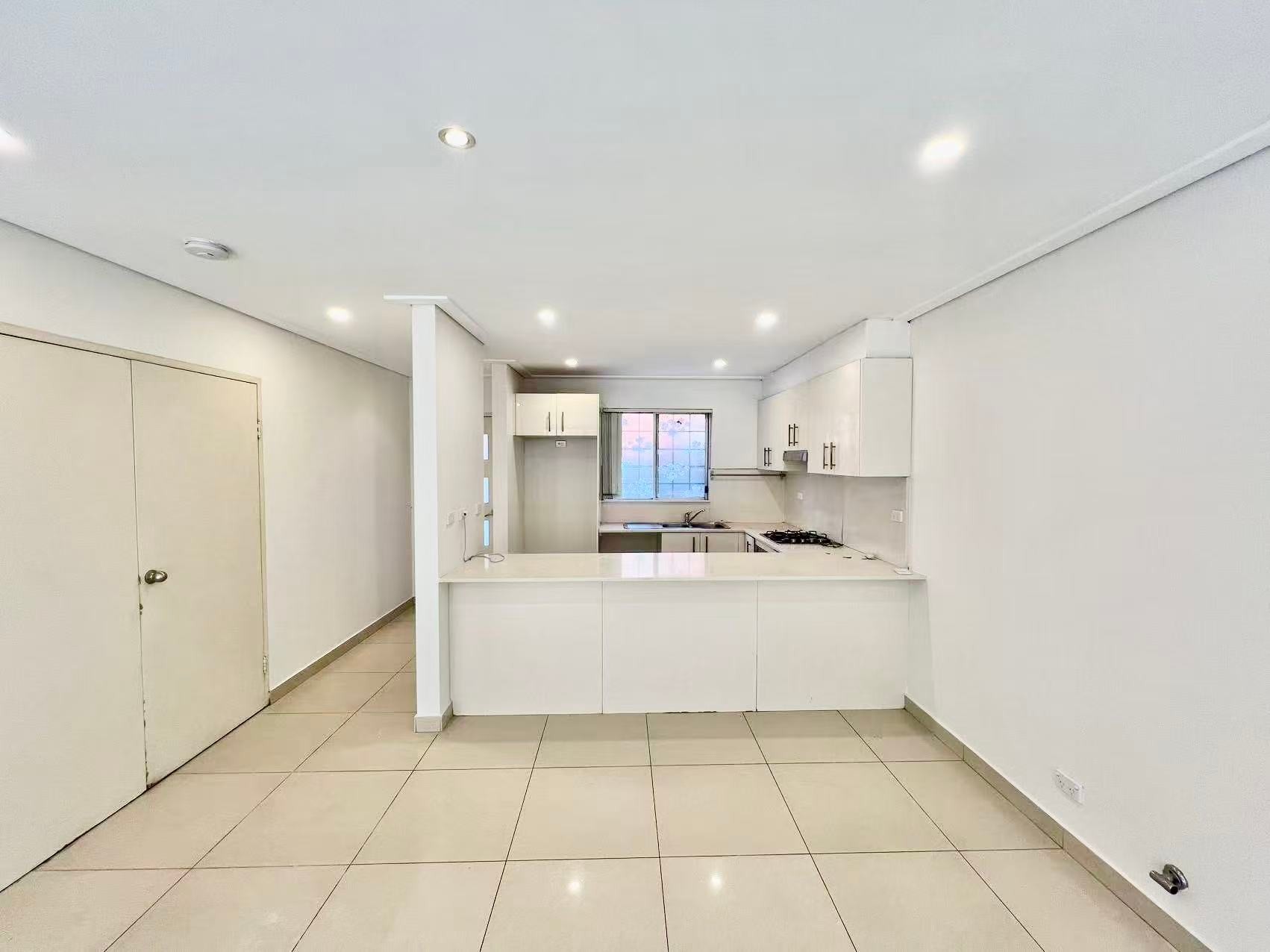 4/67 The Avenue, Hurstville, NSW 2220