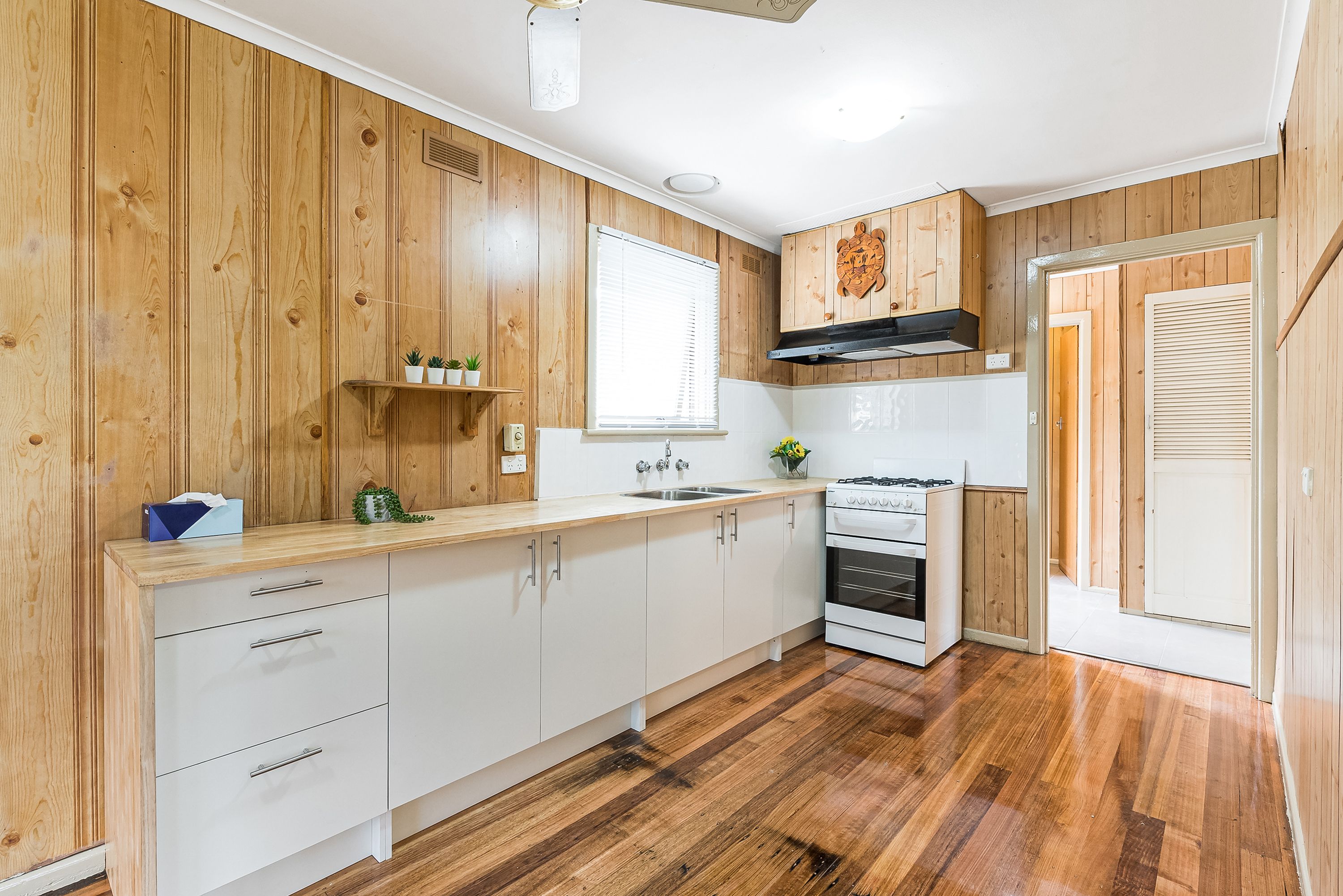 27 Mountain Gate Drive, Ferntree Gully, VIC 3156