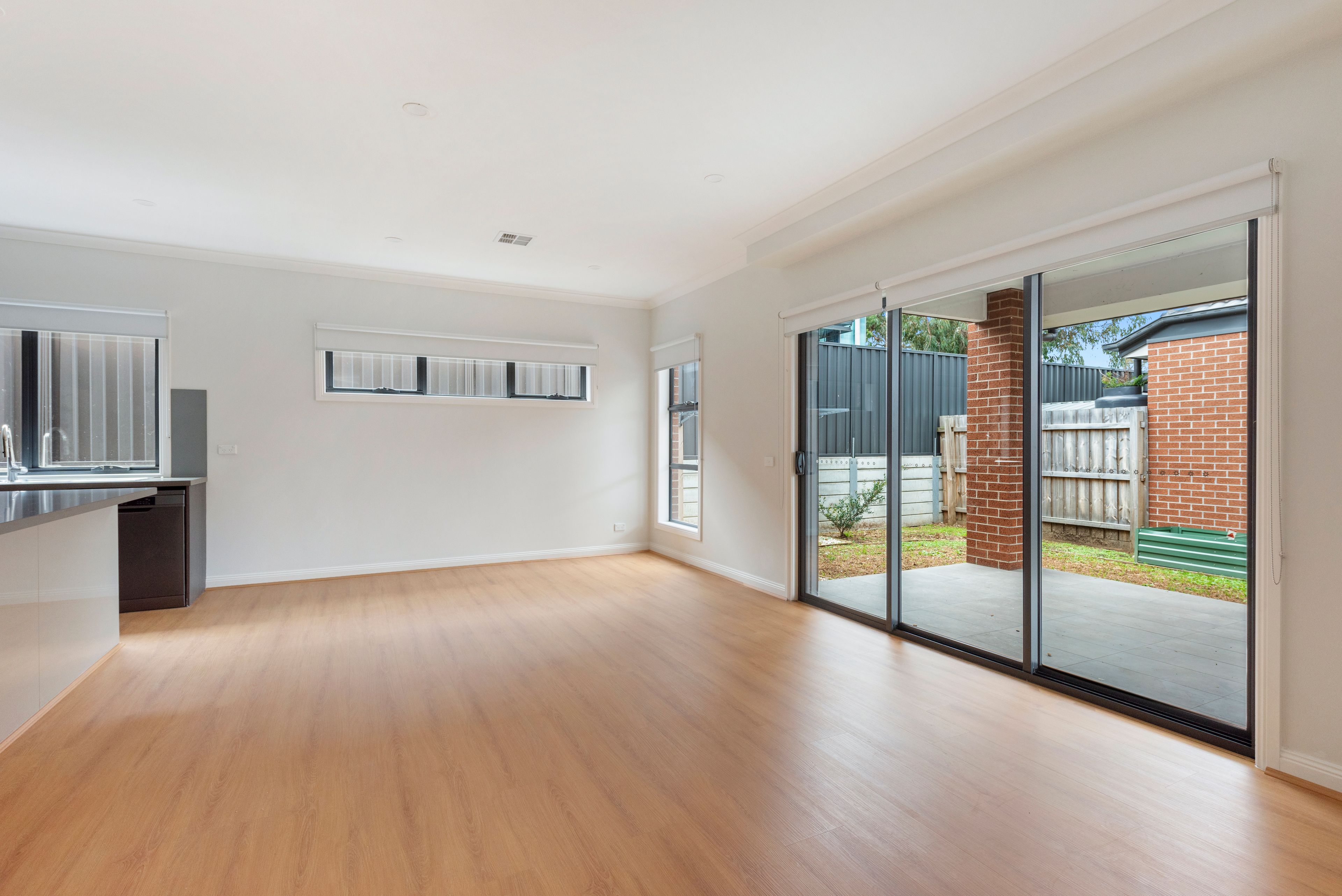 2/8 Dobson Street, Ferntree Gully, VIC 3156