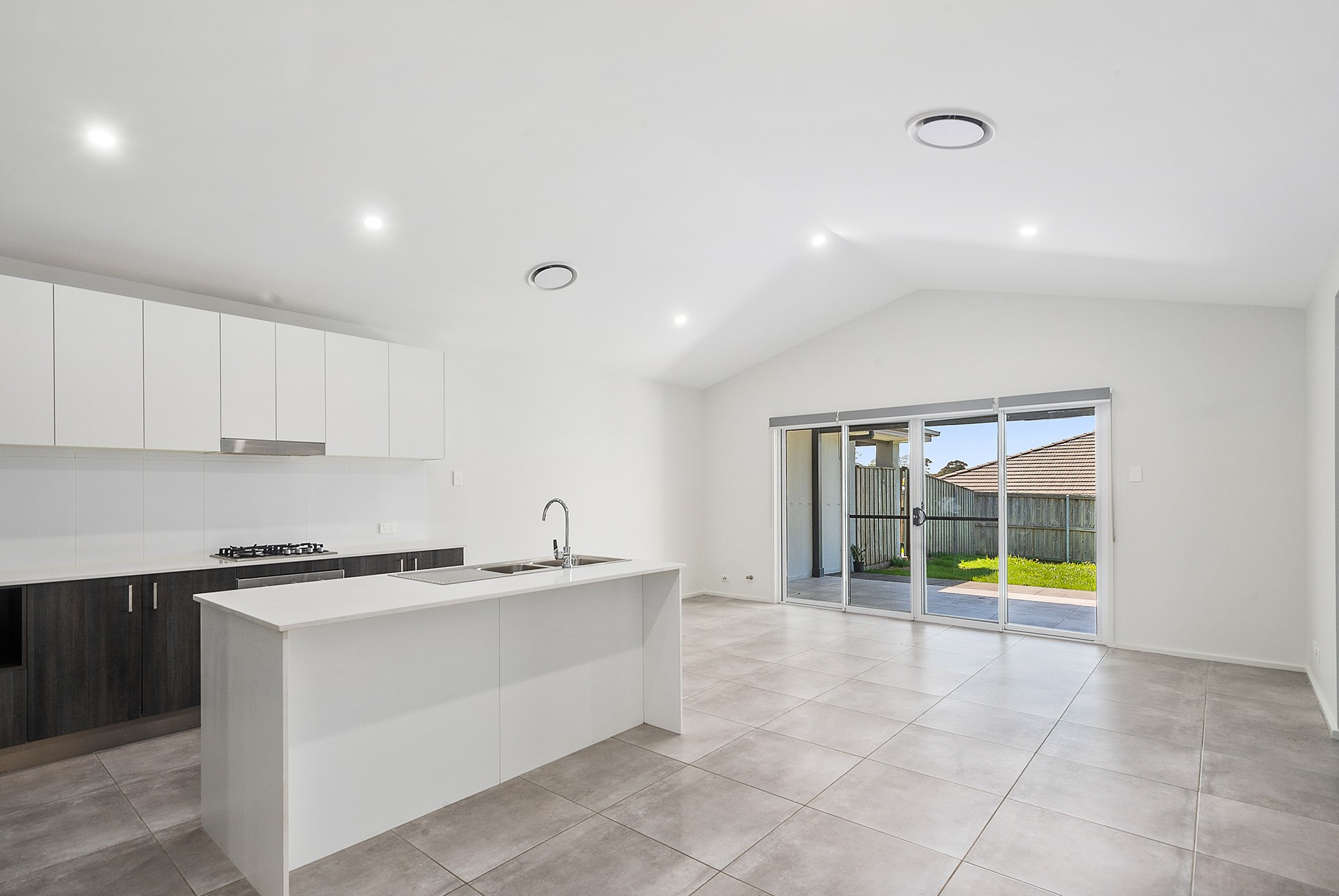 17 Joseph Hollins Street, Moss Vale, NSW 2577