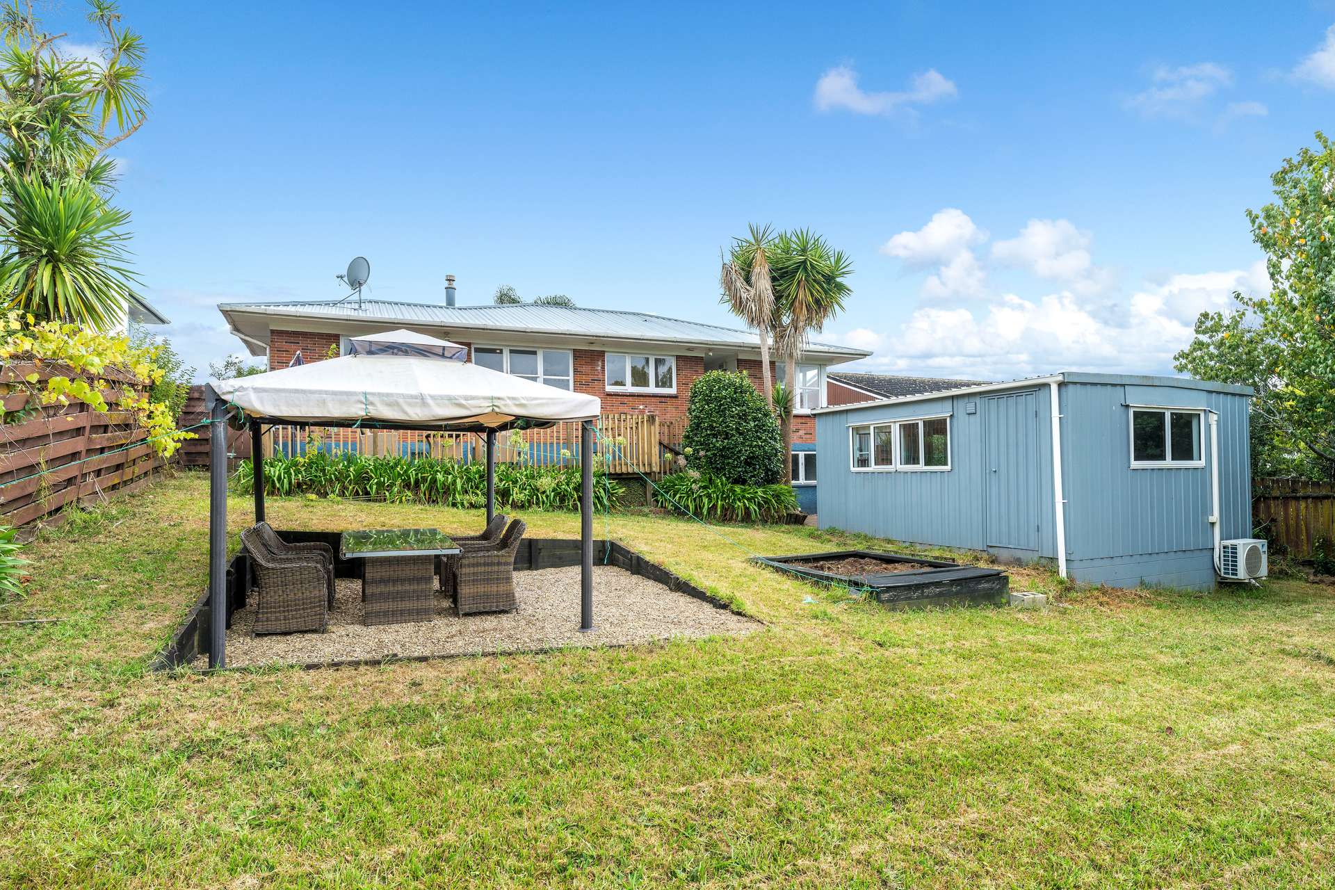 8 Pegler Drive photo 27