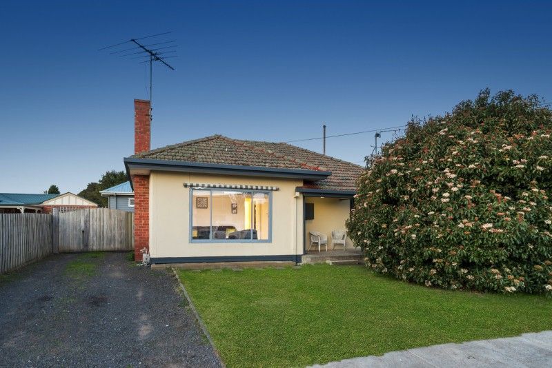 11a Barnfather Street, Thomson VIC 3219