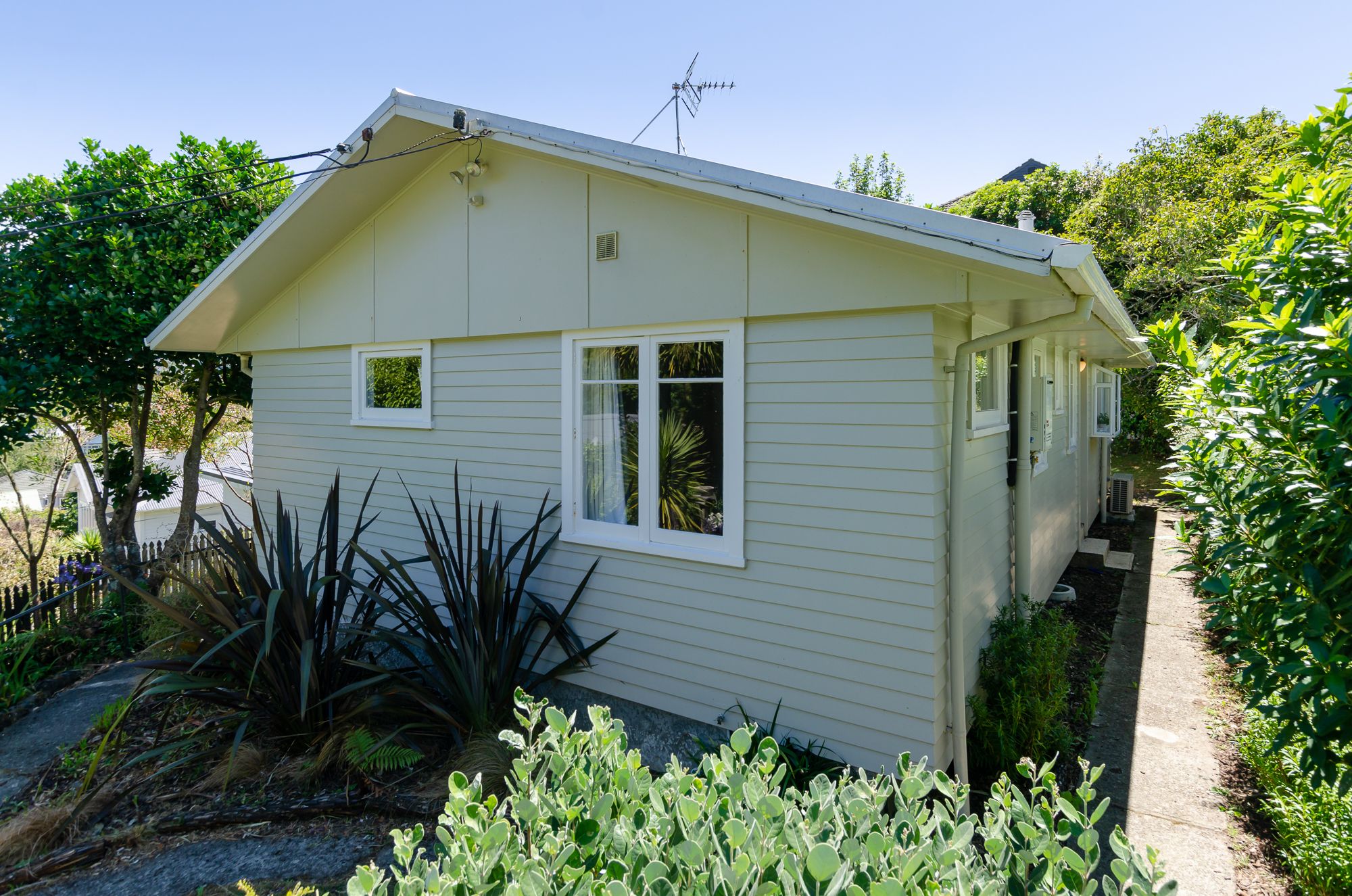13 Blakey Avenue, Karori, Wellington City