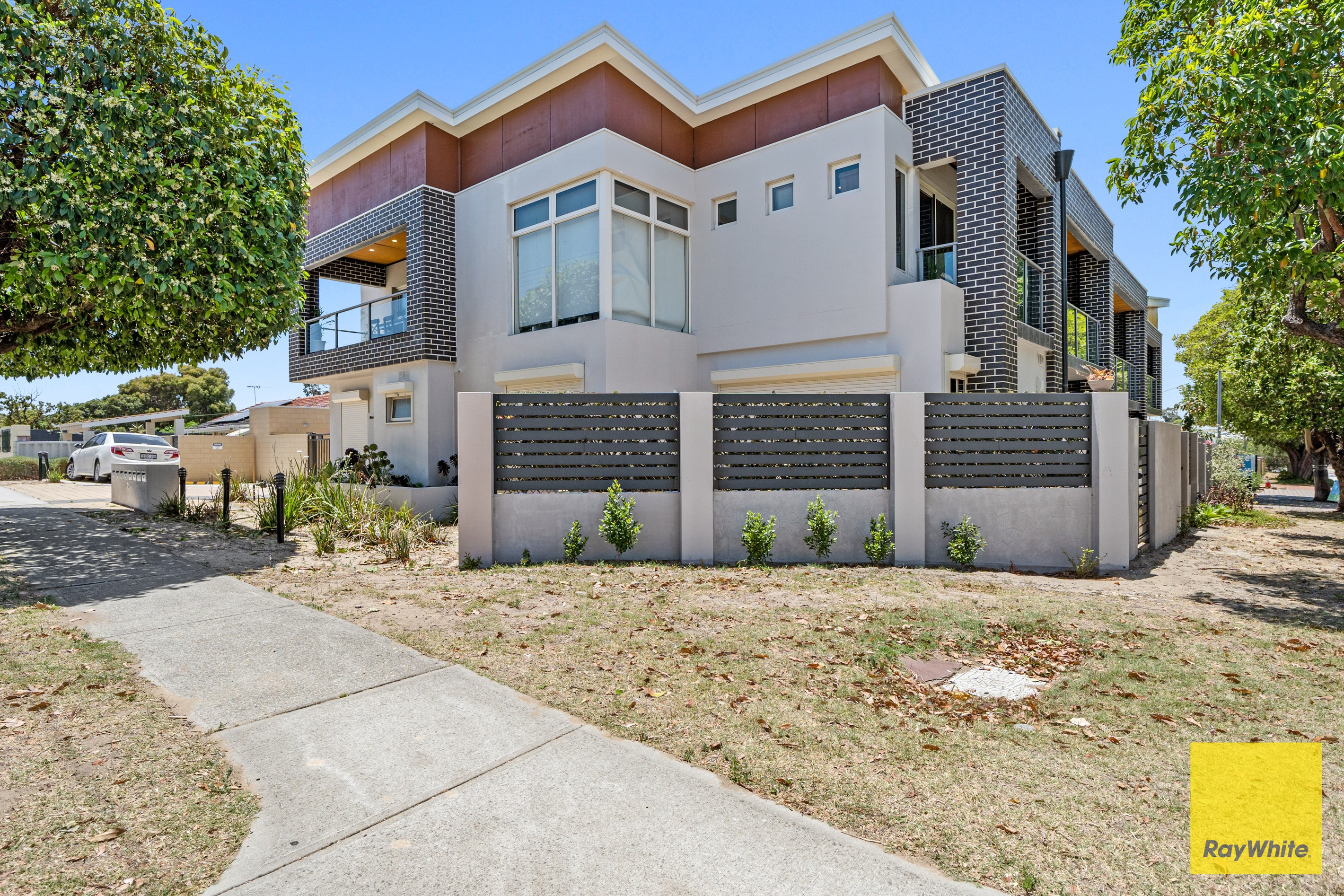 5/2 Marloo Road, Westminster, WA 6061