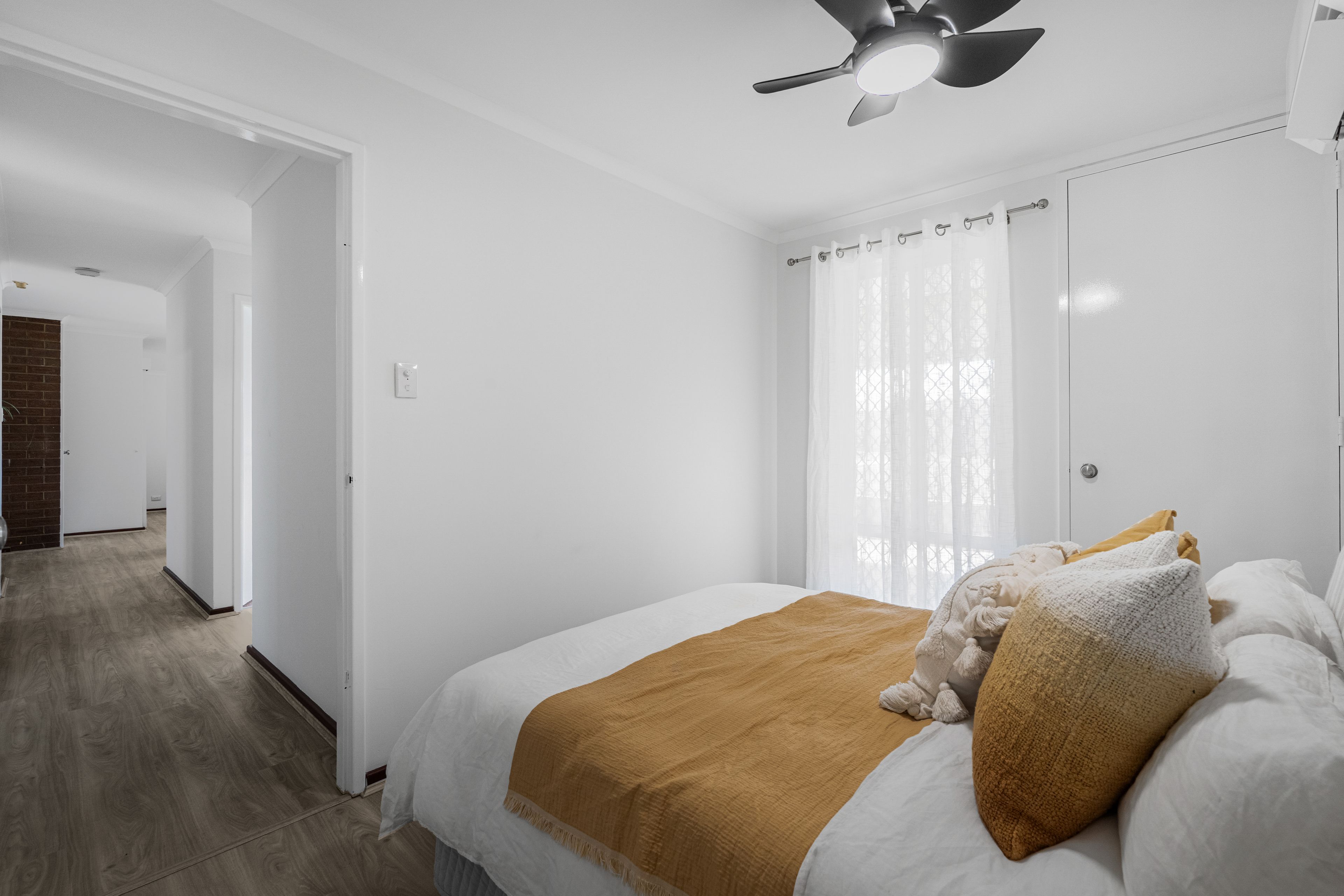 27 Cuttler Avenue — photo 14 of 30