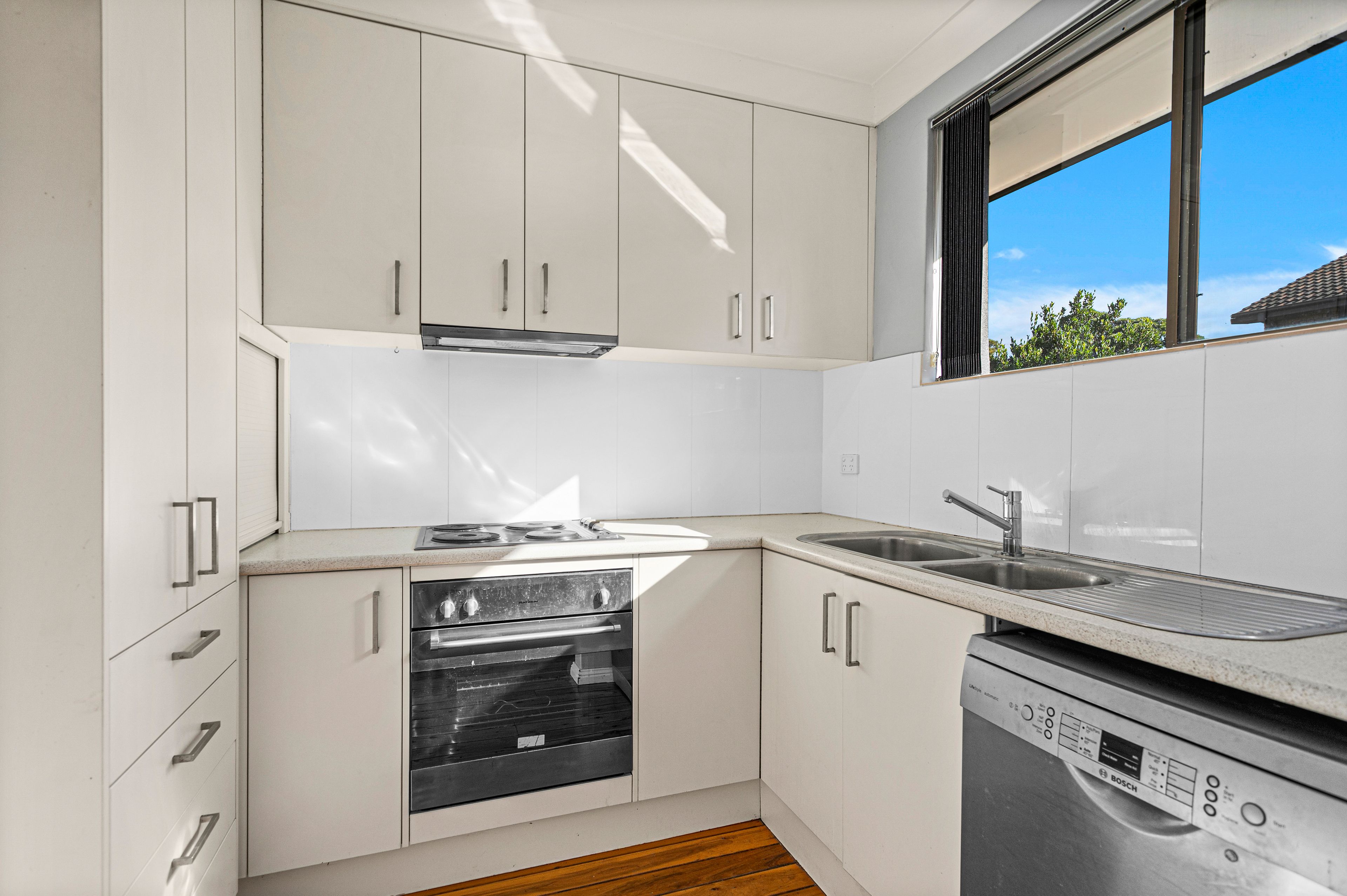 3/58 Bourke Street — photo 4 of 10