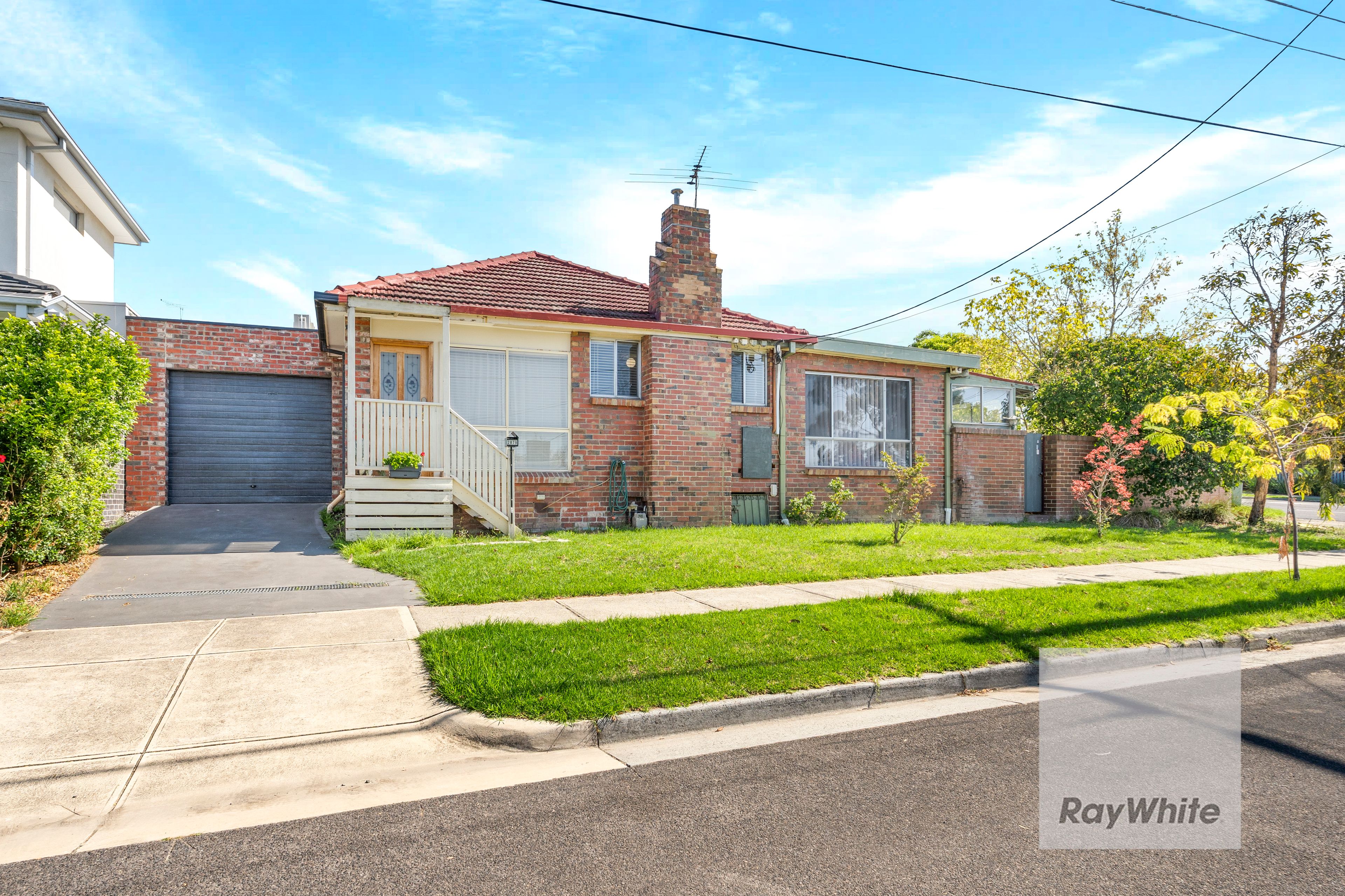 287 Grimshaw Street, Watsonia VIC 3087