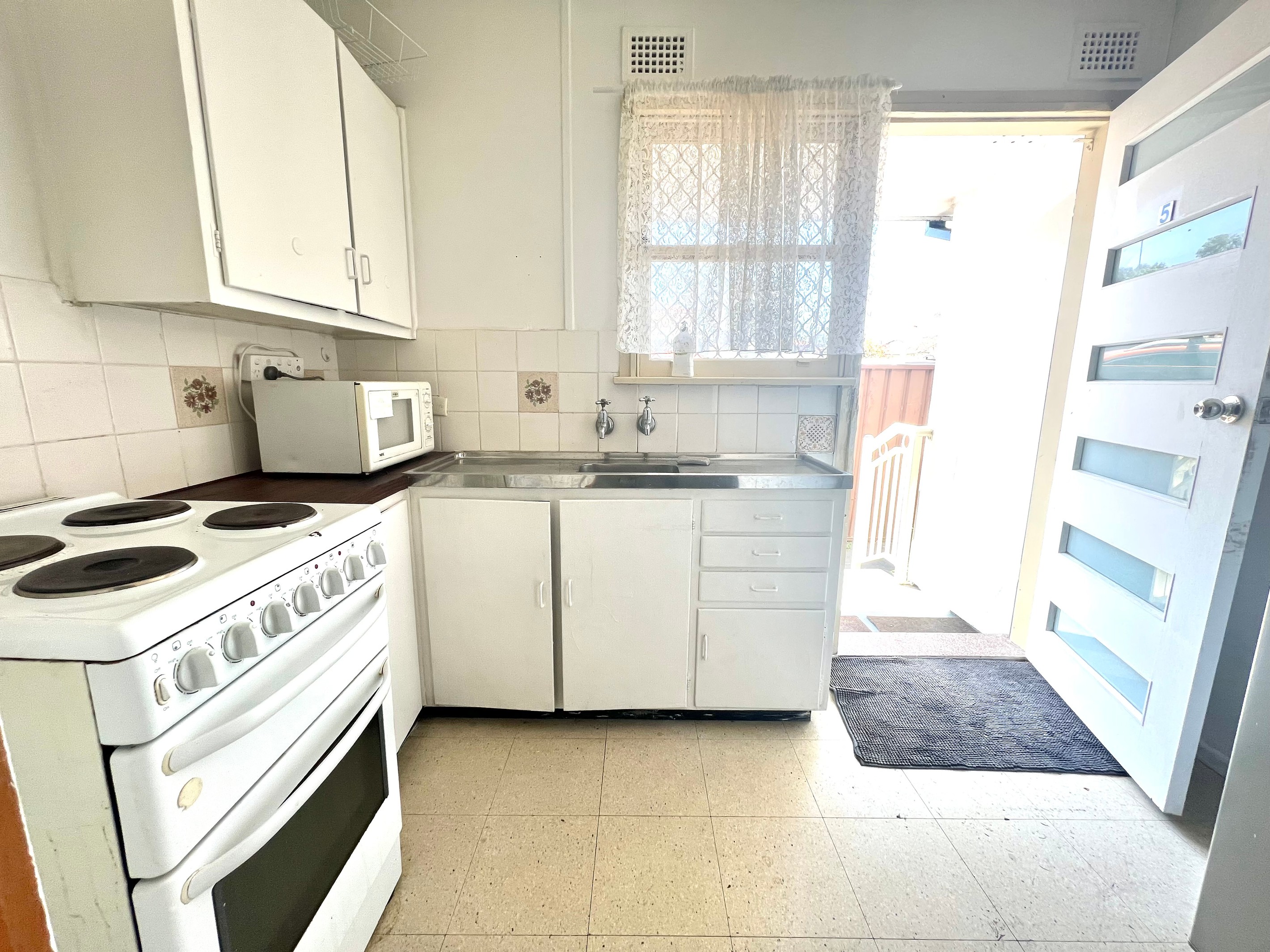 5/96 Denison Street, Carramar, NSW 2163