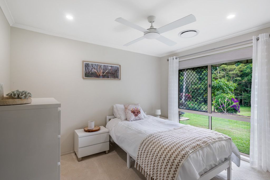 5 River Gum Close — photo 10 of 22