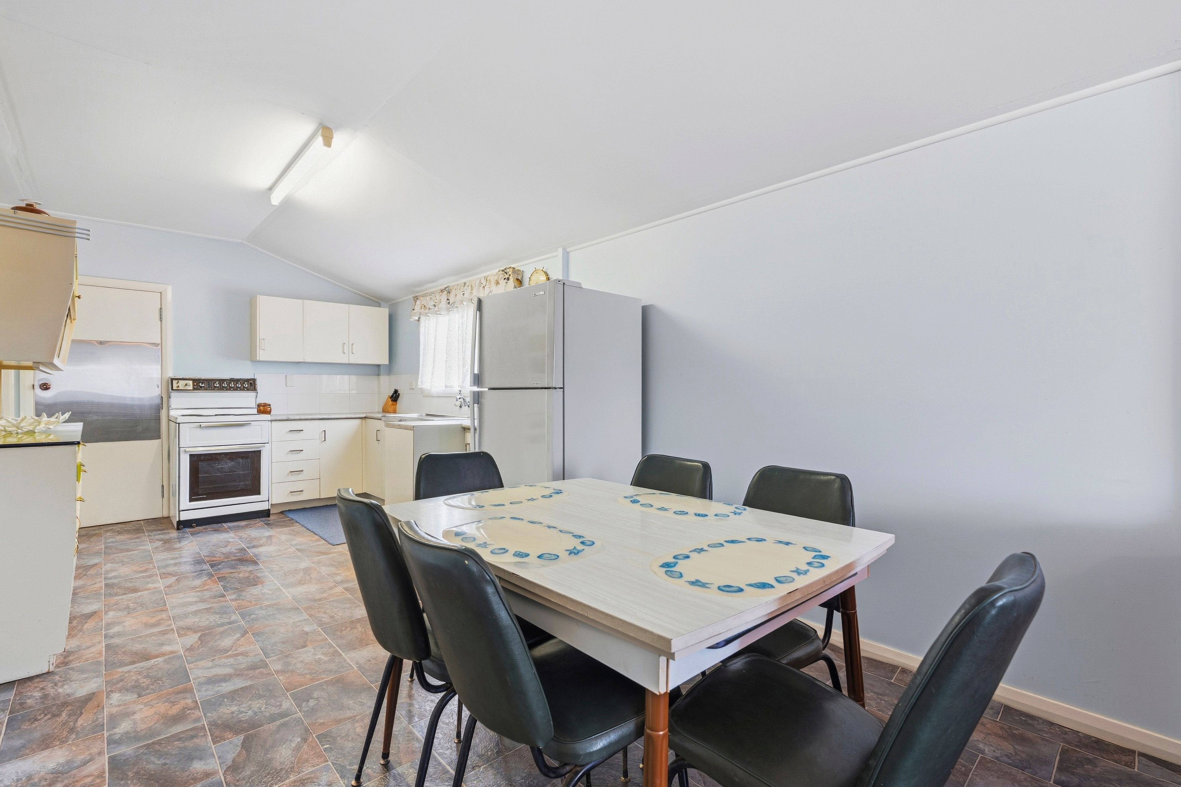 30 Trout Road — photo 15 of 24