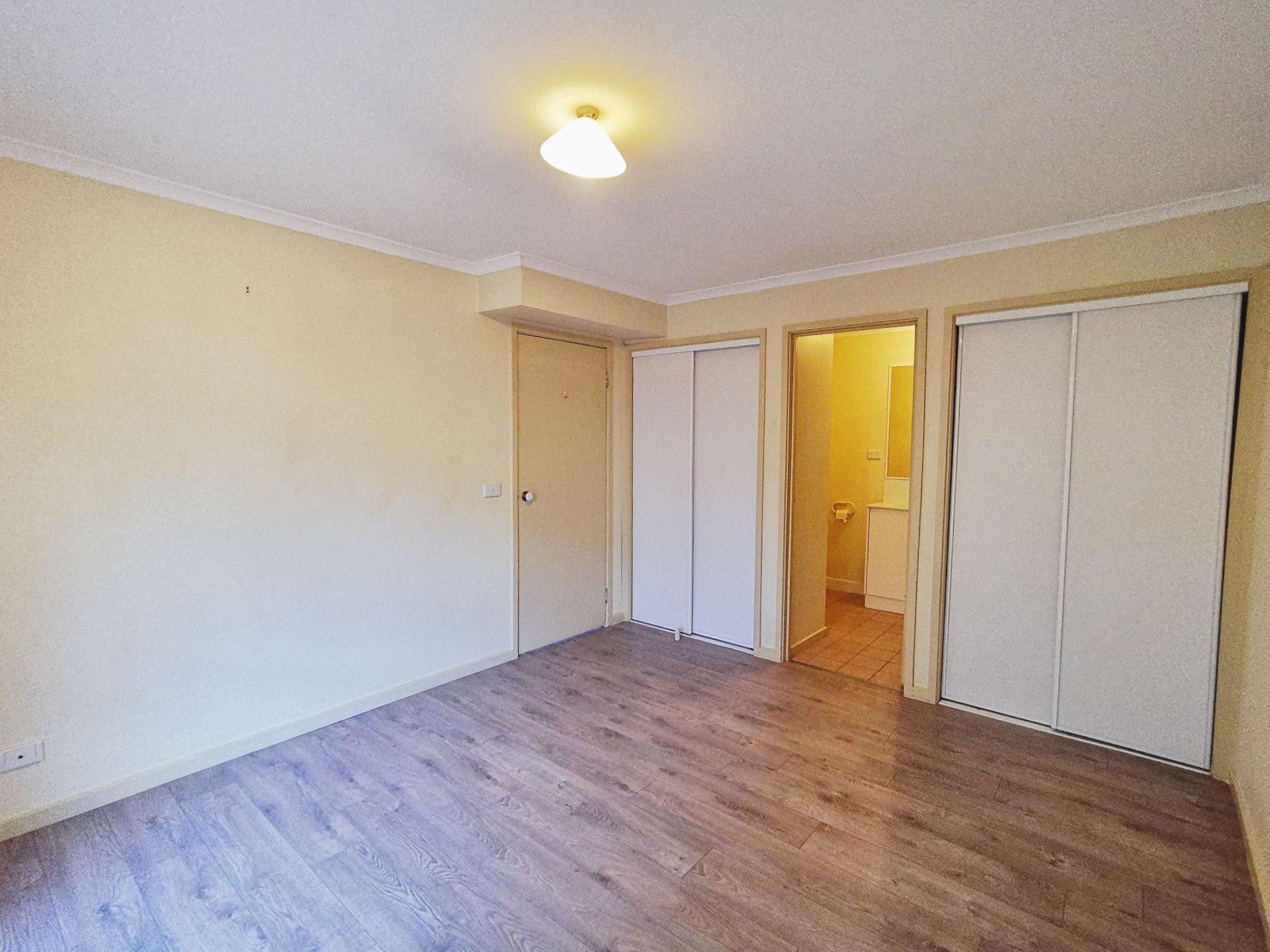 2 Gateway Close — photo 5 of 10