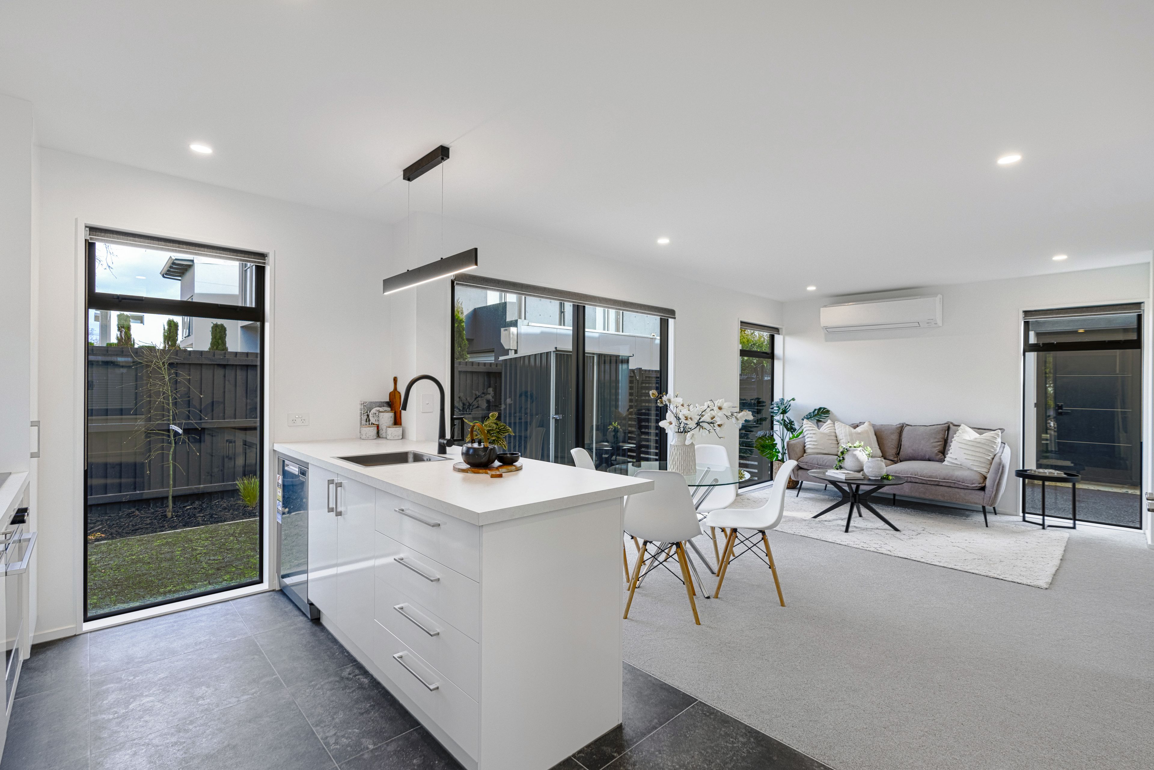 4/10 Brockworth Place, Riccarton, Christchurch City