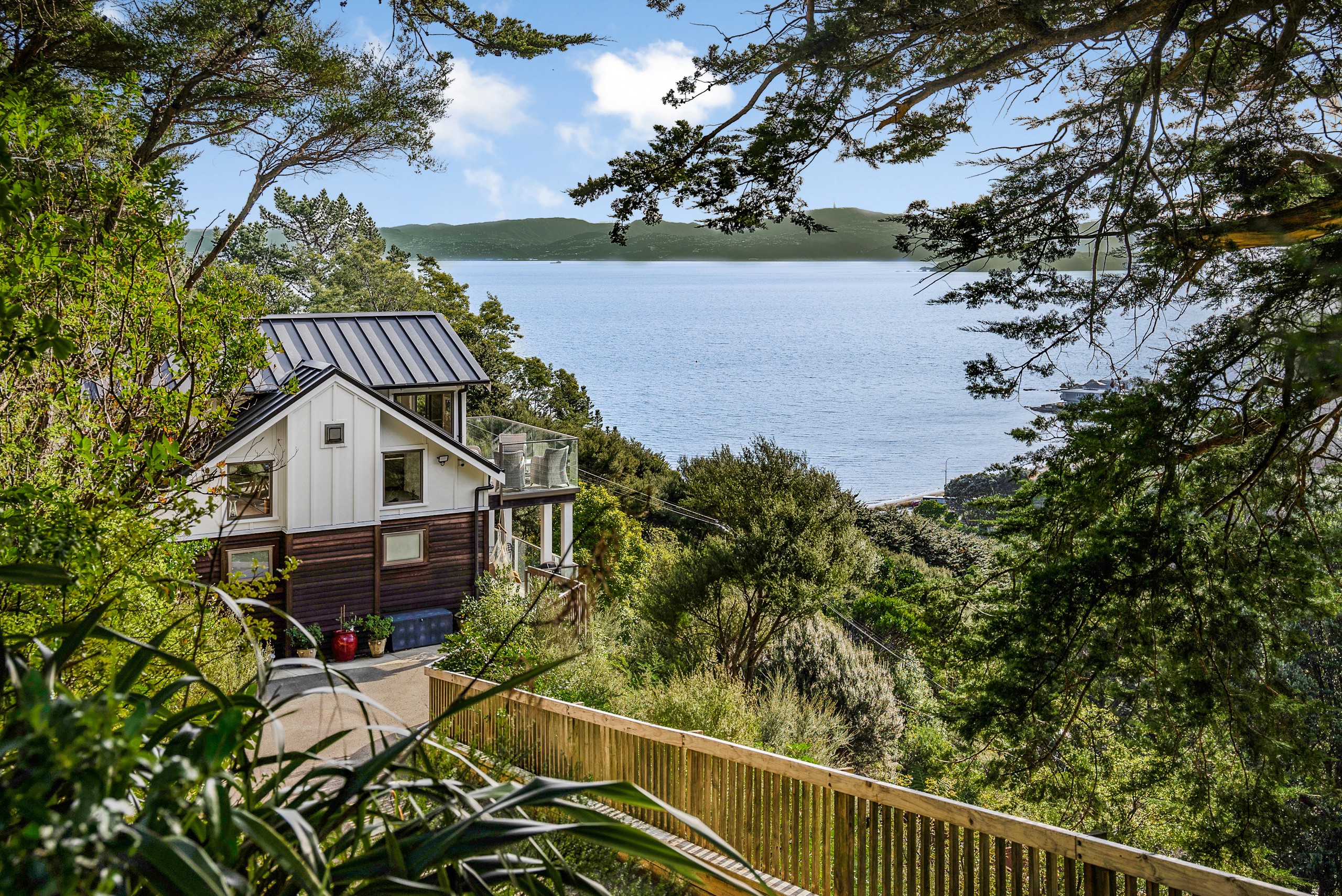 24 Korimako Road, Eastbourne, Lower Hutt City