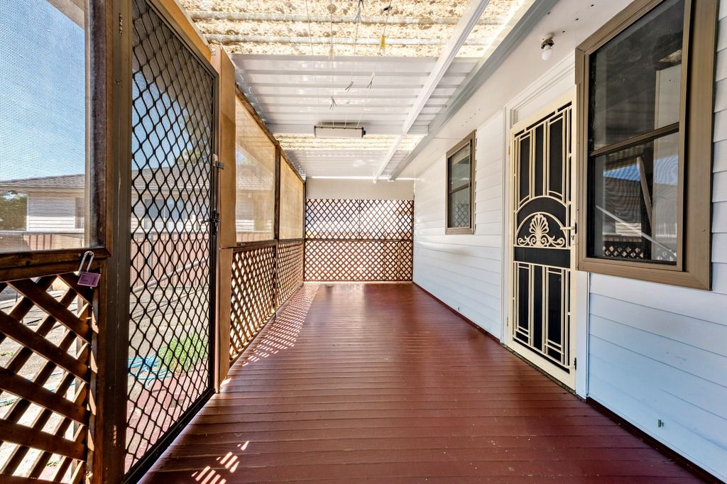 64 Magnolia Street — photo 11 of 18