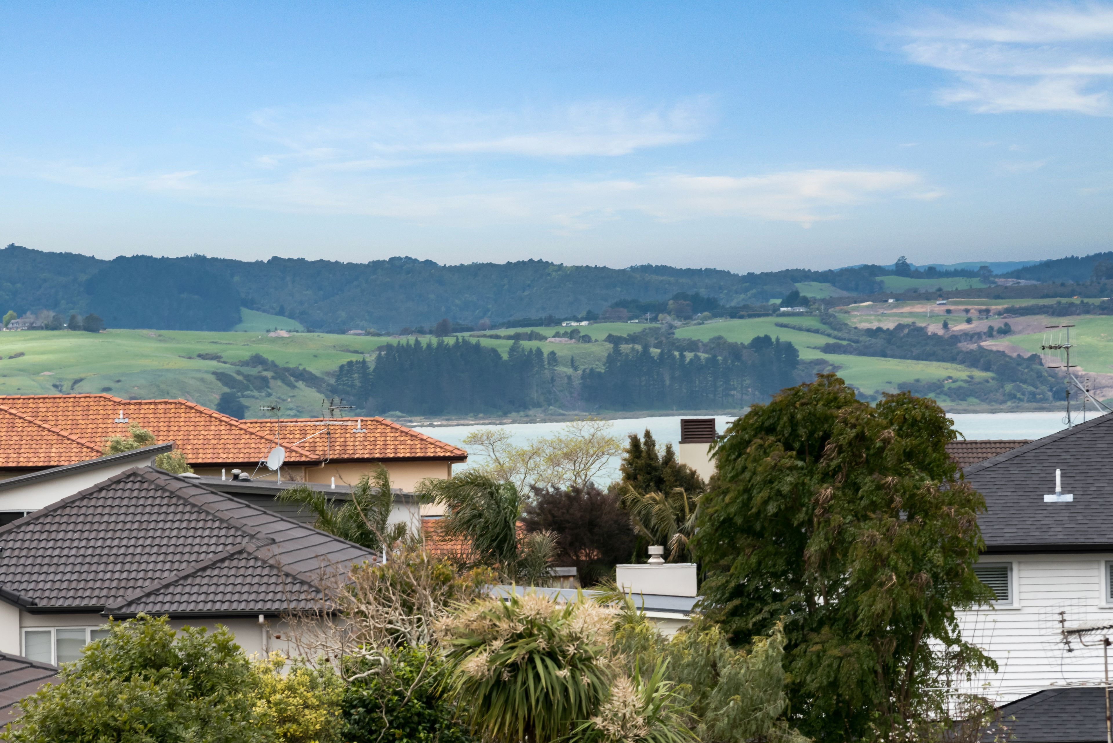 21 Seymour Road, Mellons Bay, Manukau City