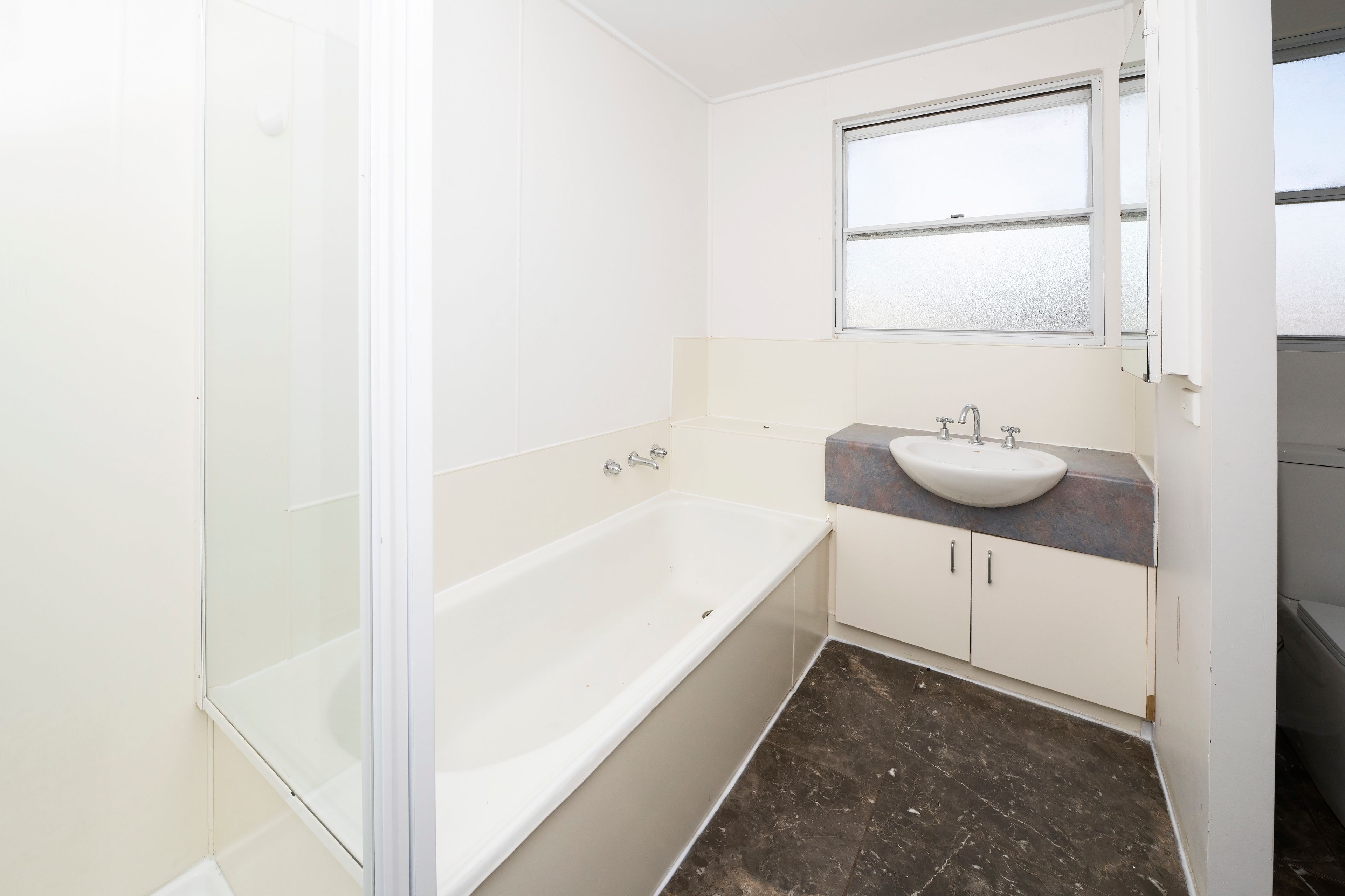 1 Dowling Court — photo 8 of 12