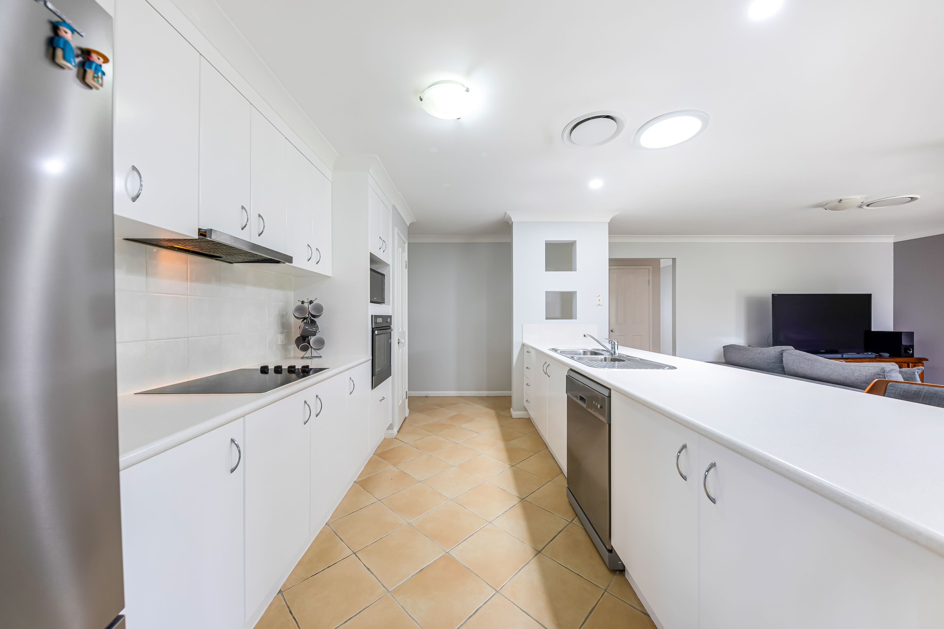 8 Quillback Court, Mountain Creek, QLD 4557