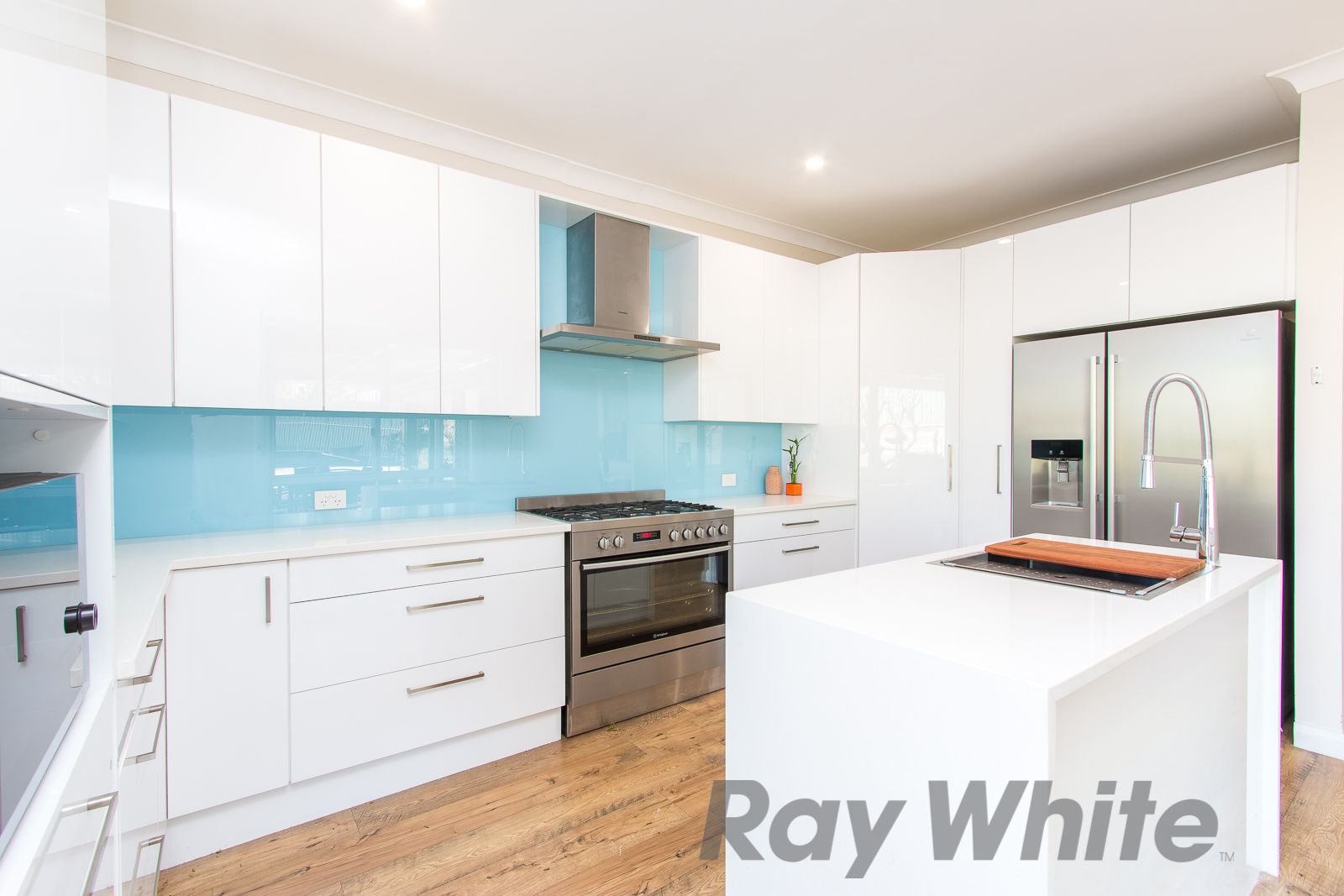 8 Cyril Street, Waratah, NSW 2298