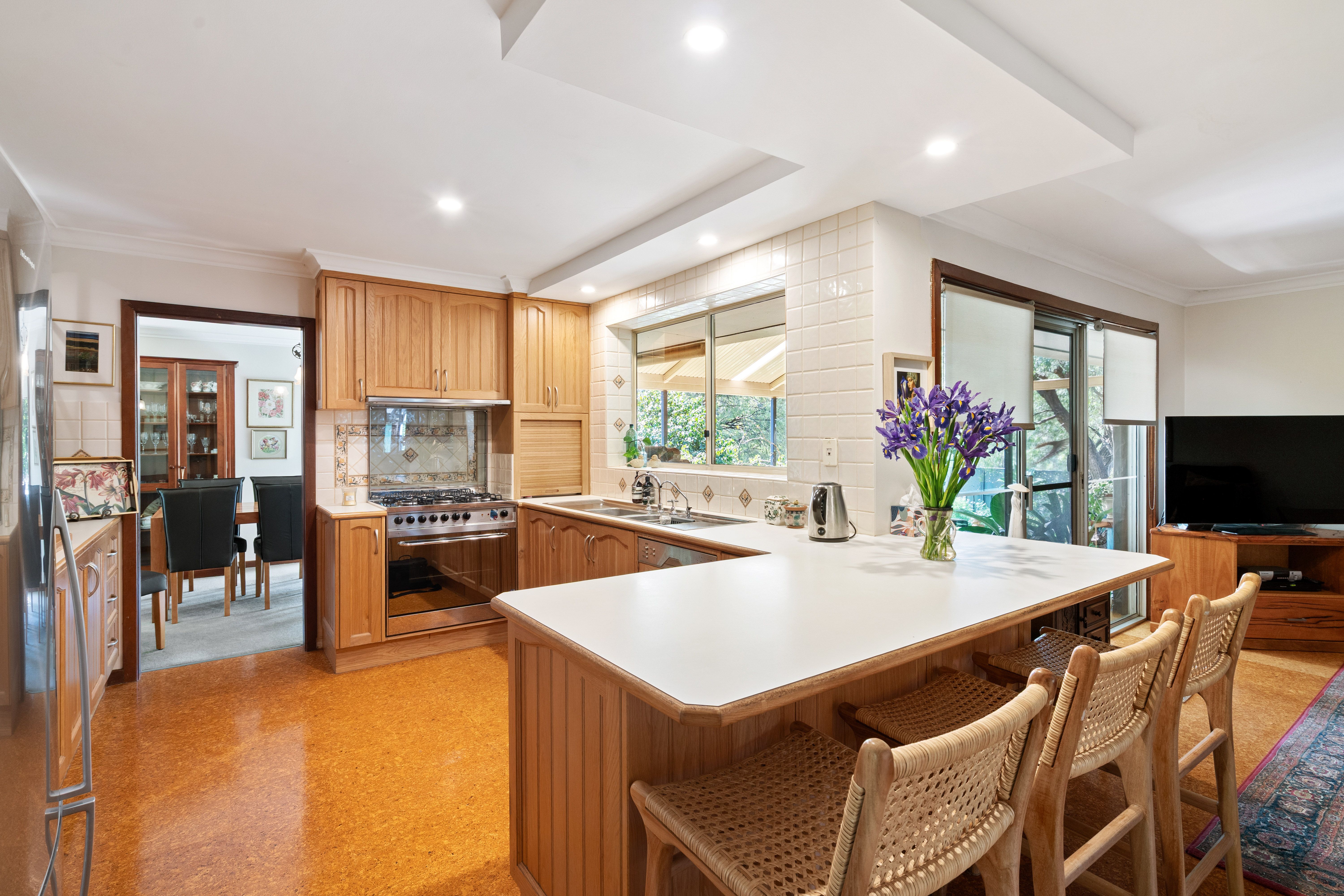 10 Stewart Street — photo 4 of 21