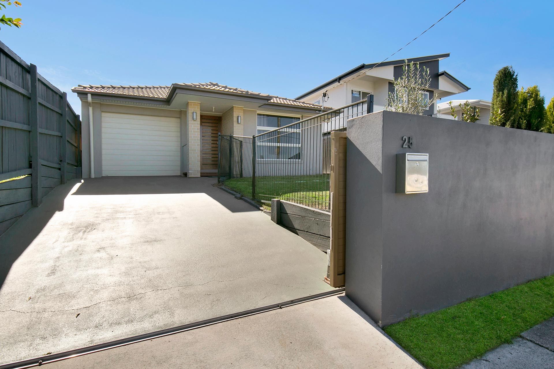 25 Muriel Avenue, Moorooka, QLD 4105