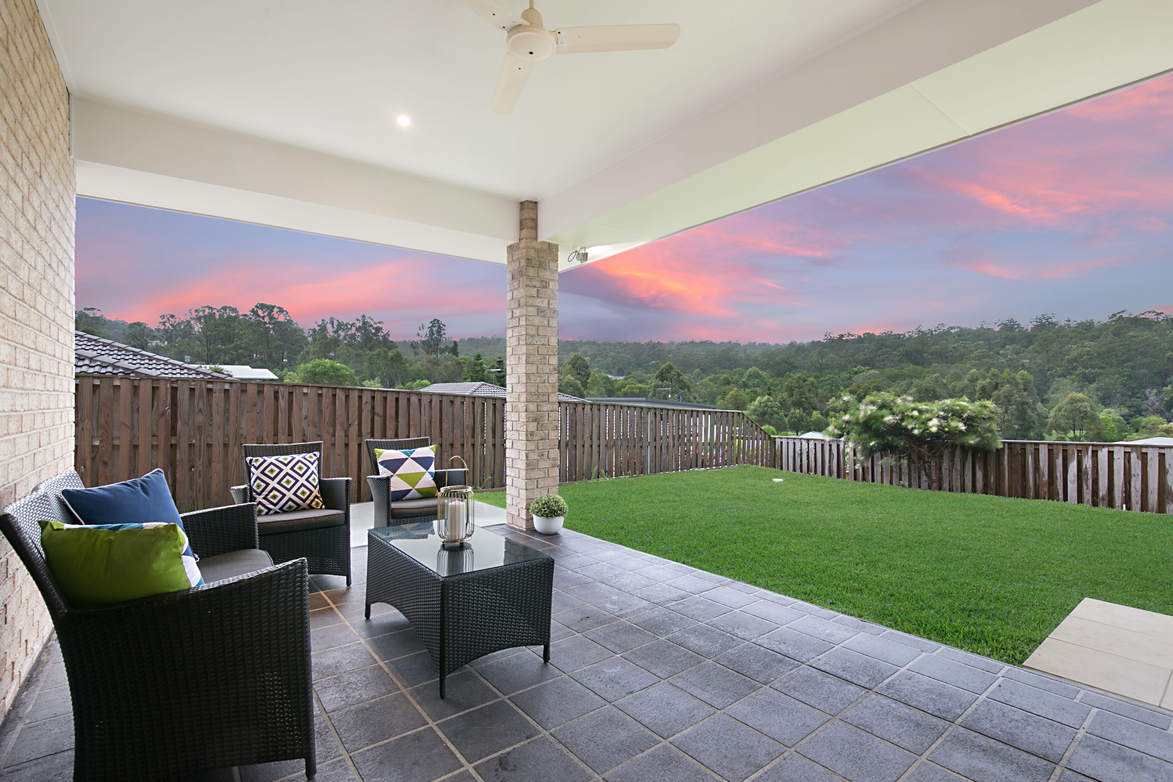25 Charles Glen Street, Daisy Hill, QLD 4127