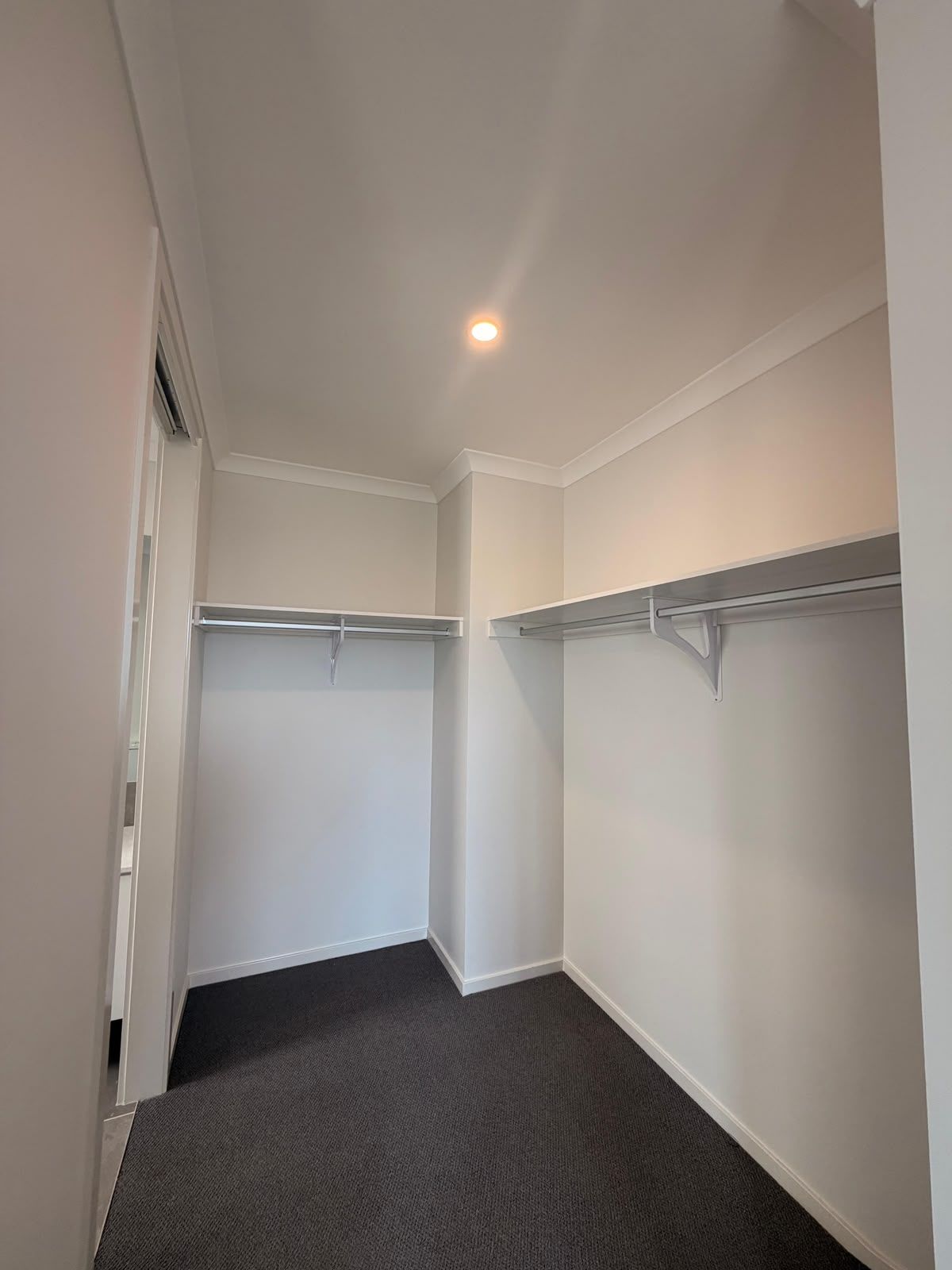 30 Plimsoll Street — photo 4 of 6
