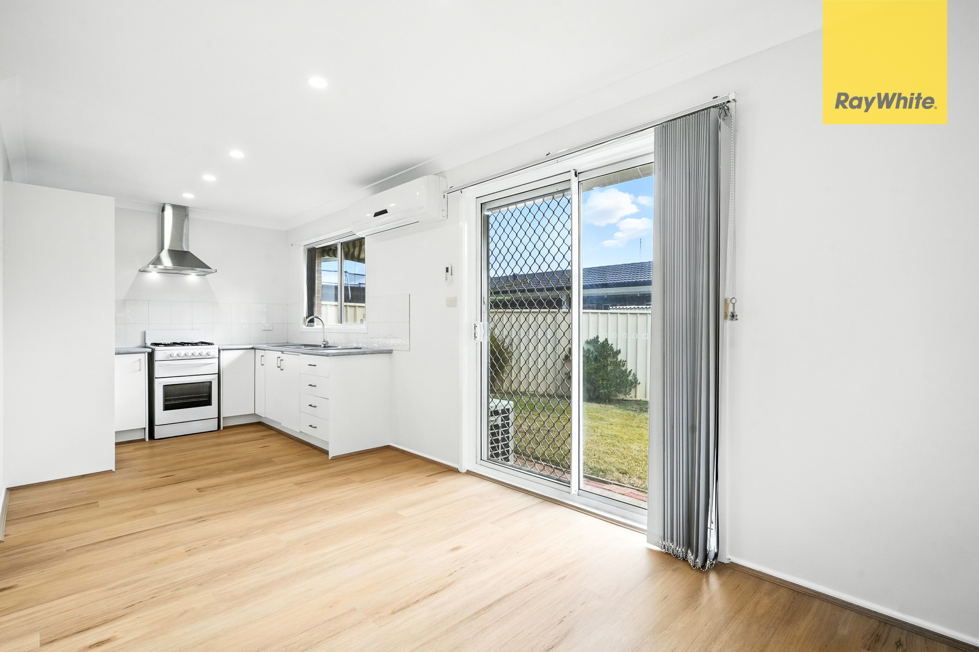 5 Athena Court, St Clair, NSW 2759