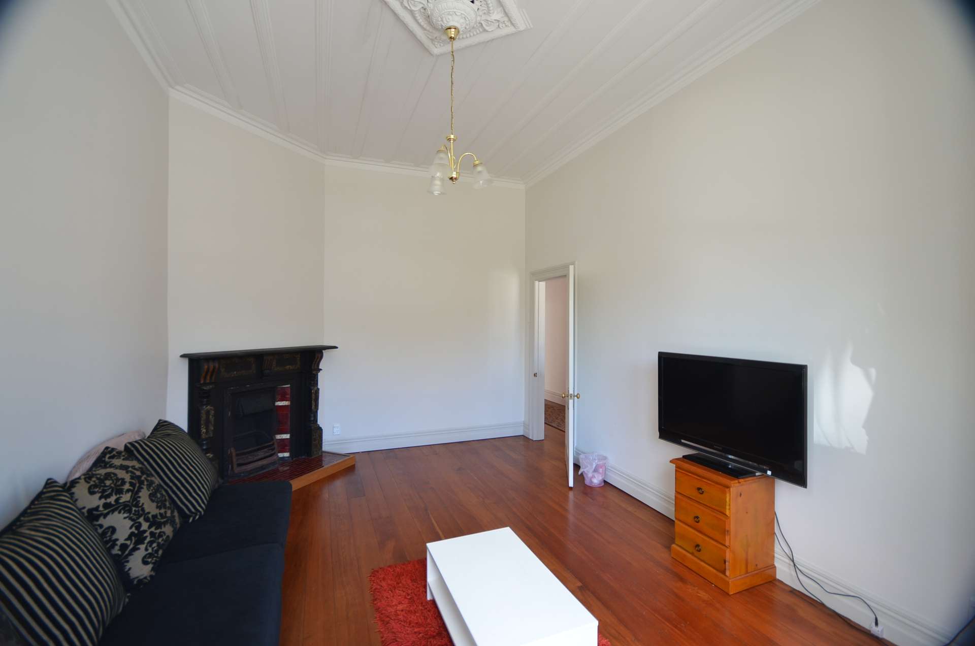 30 Sandringham Road photo 6