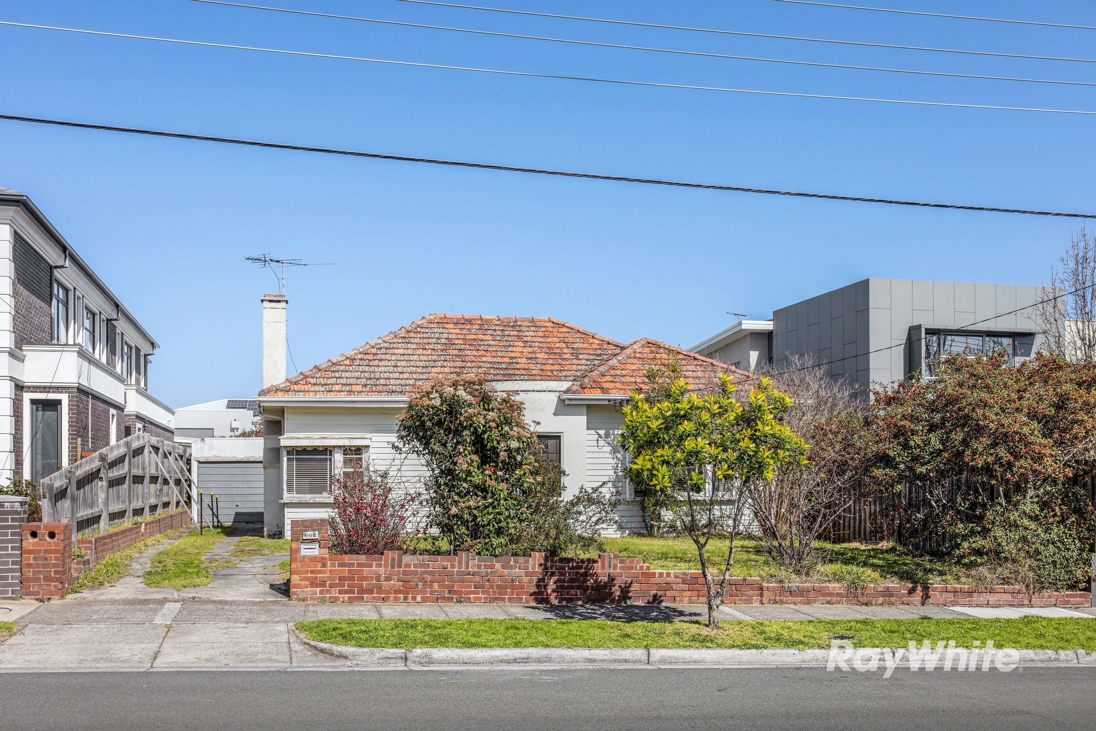 602 Centre Road — photo 10 of 11