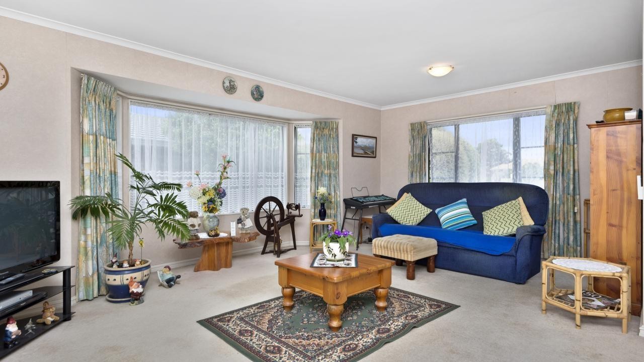50 West Fairway, Golflands, Manukau City