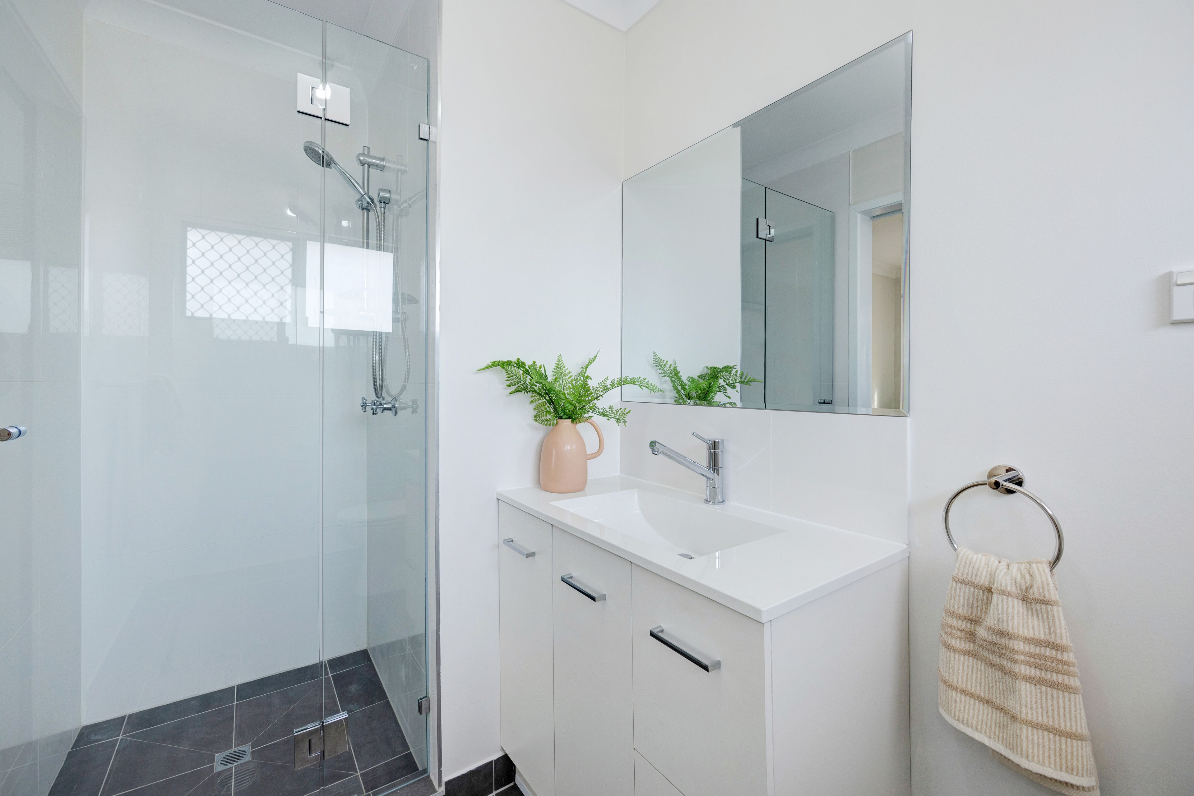 25 Elton Drive — photo 5 of 13