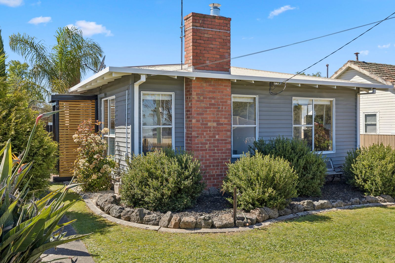 106 Armstrong Street — photo from Ray White Colac